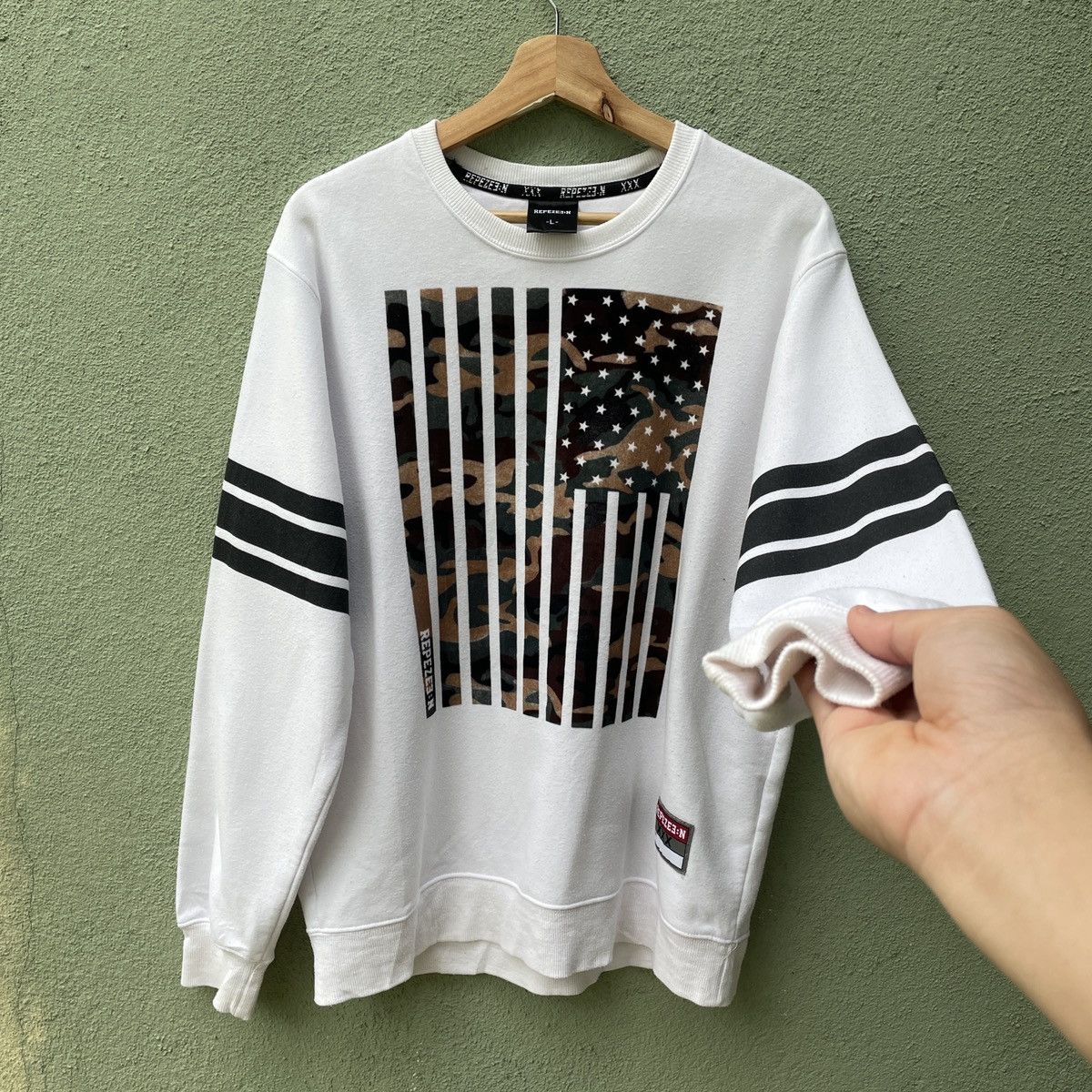 Designer × Japanese Brand Vintage REPEZEE:N Velvet Print Pullover Sweatshirts Size US M / EU 48-50 / 2 - 2 Thumbnail