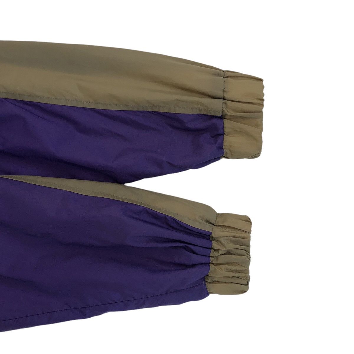 Nike Vintage 90s Nike Grey Tag Windbreaker Jacket Three Tones Size US L / EU 52-54 / 3 - 11 Thumbnail