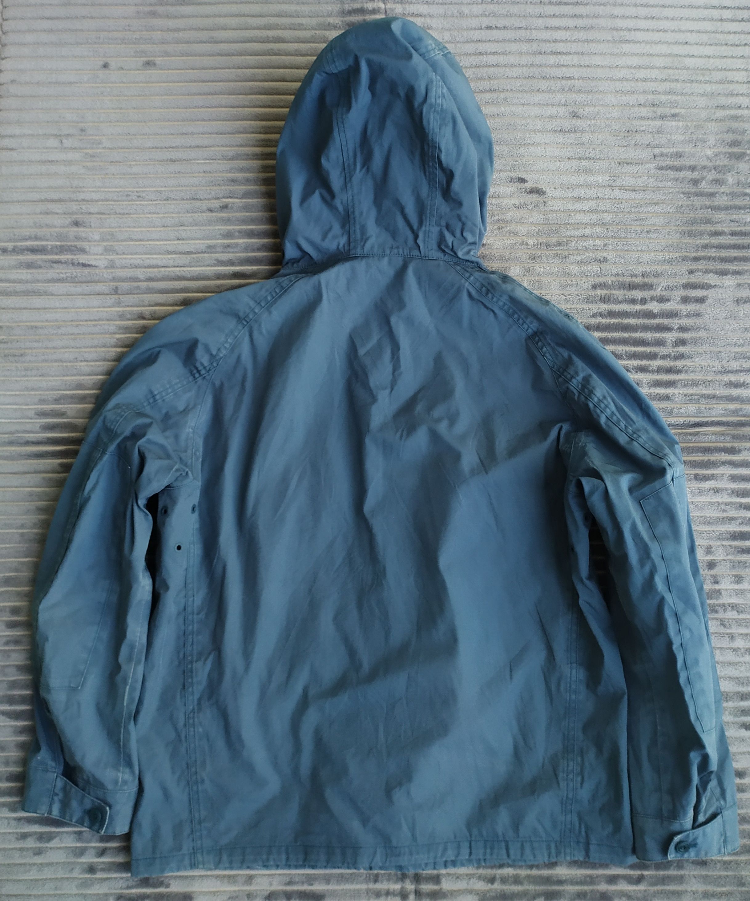 Lemaire × Uniqlo Uniqlo x Lemaire Waterproof Jacket hoodie Size US M / EU 48-50 / 2 - 2 Thumbnail