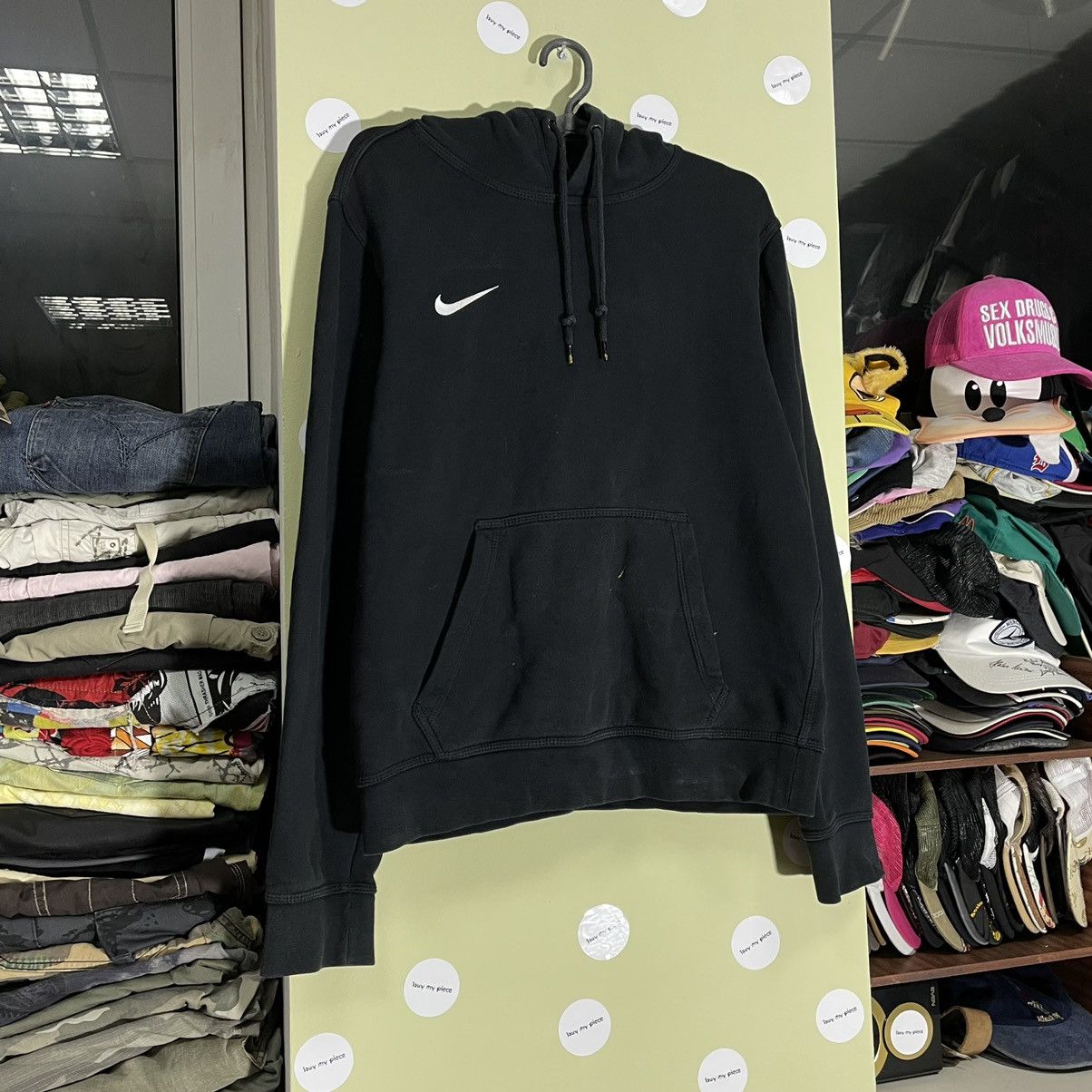 Vintage Nike Swoosh Hoodie Black Oversized Y2K Streetwear Thrashed S Size US S / EU 44-46 / 1 - 1 Thumbnail
