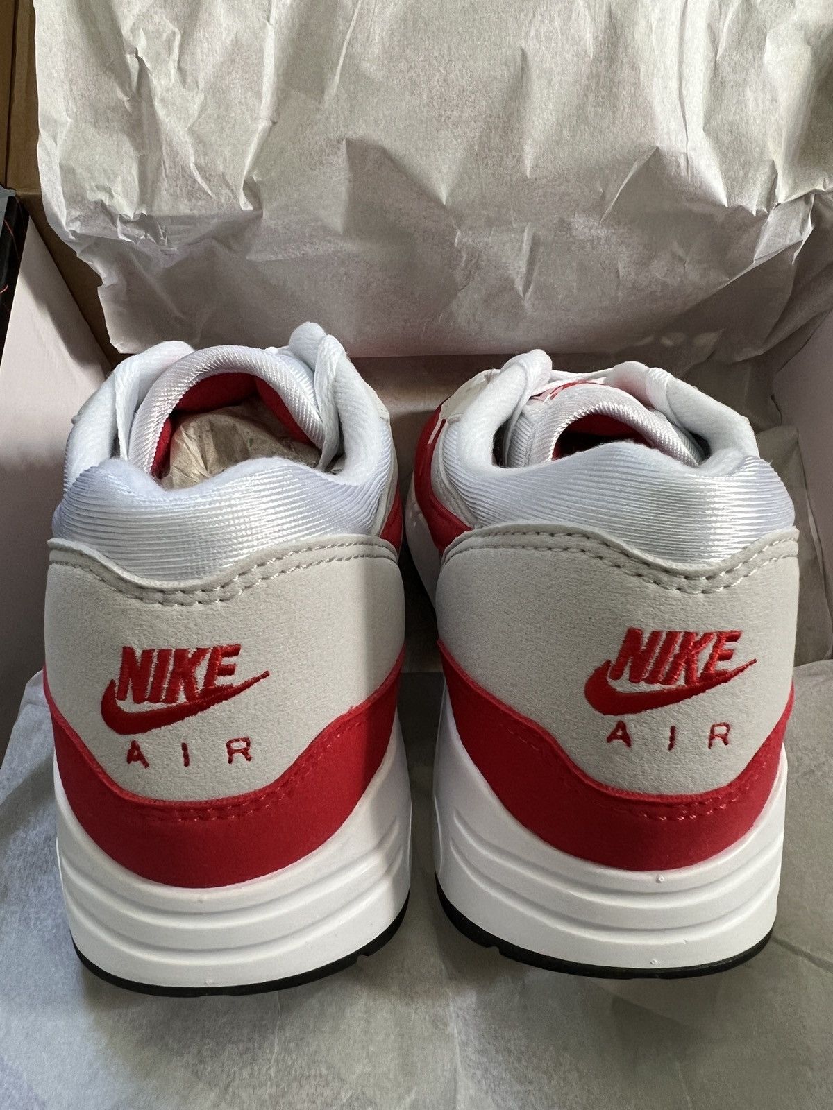 Nike NEW Nike Air Max 1 '86 OG White University Red size 7.5 Size US 7.5 / EU 40-41 - 5 Thumbnail
