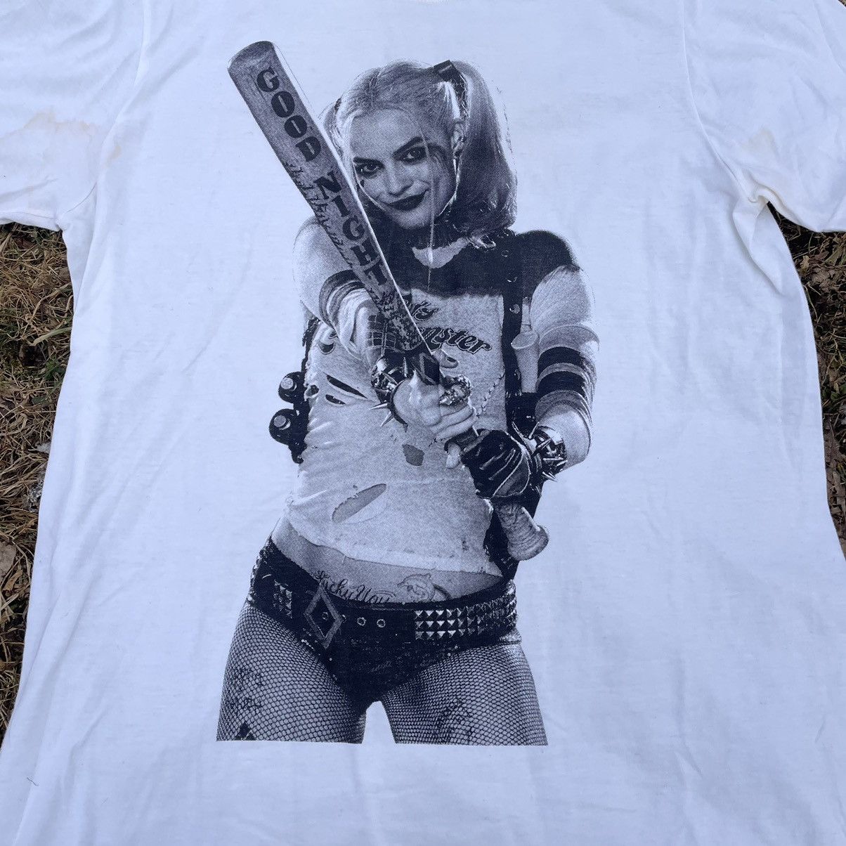 Vintage Vintage 90s Y2K Harley Quinn Graphic Tee Faded Black Baggy M Size US M / EU 48-50 / 2 - 4 Thumbnail