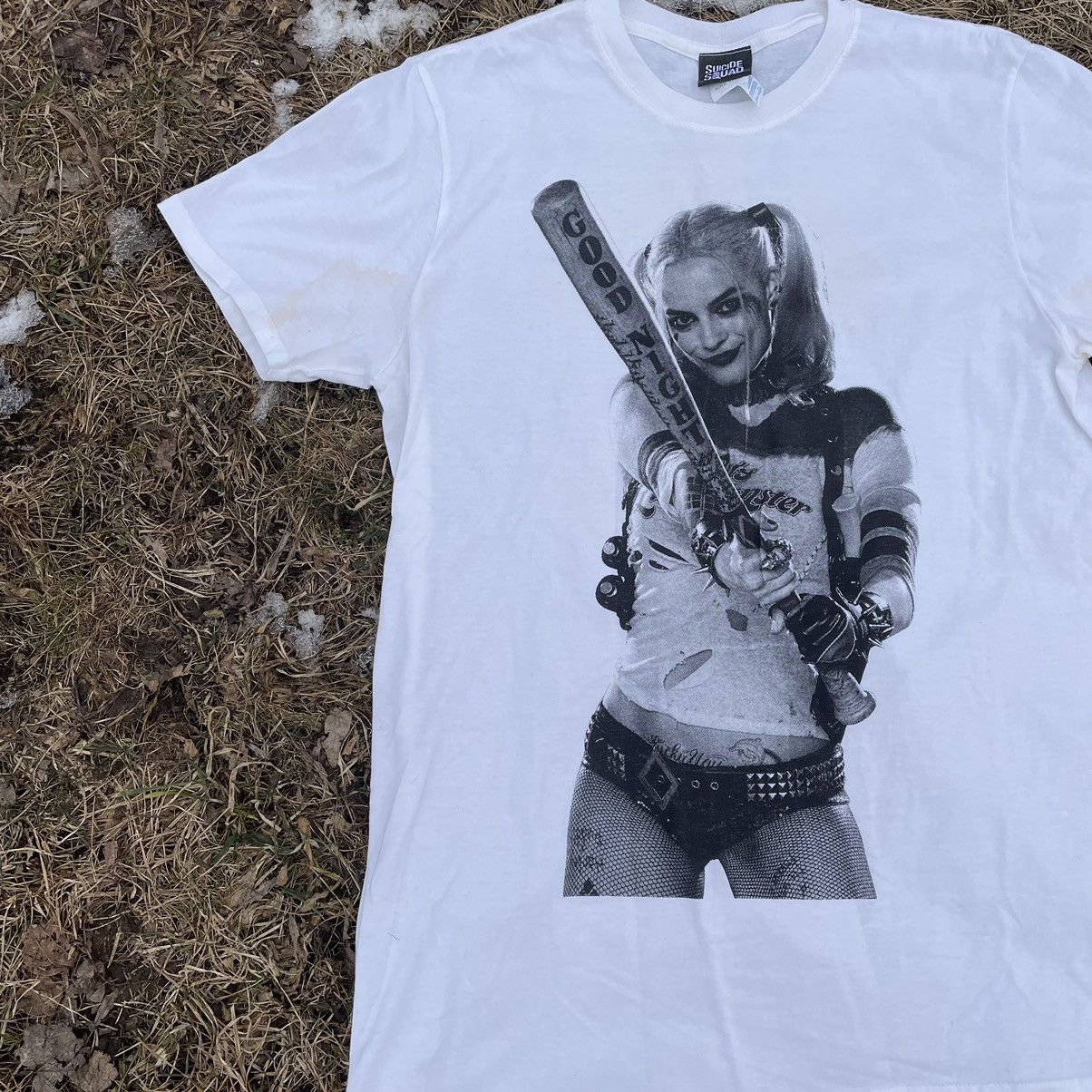 Vintage Vintage 90s Y2K Harley Quinn Graphic Tee Faded Black Baggy M Size US M / EU 48-50 / 2 - 3 Thumbnail