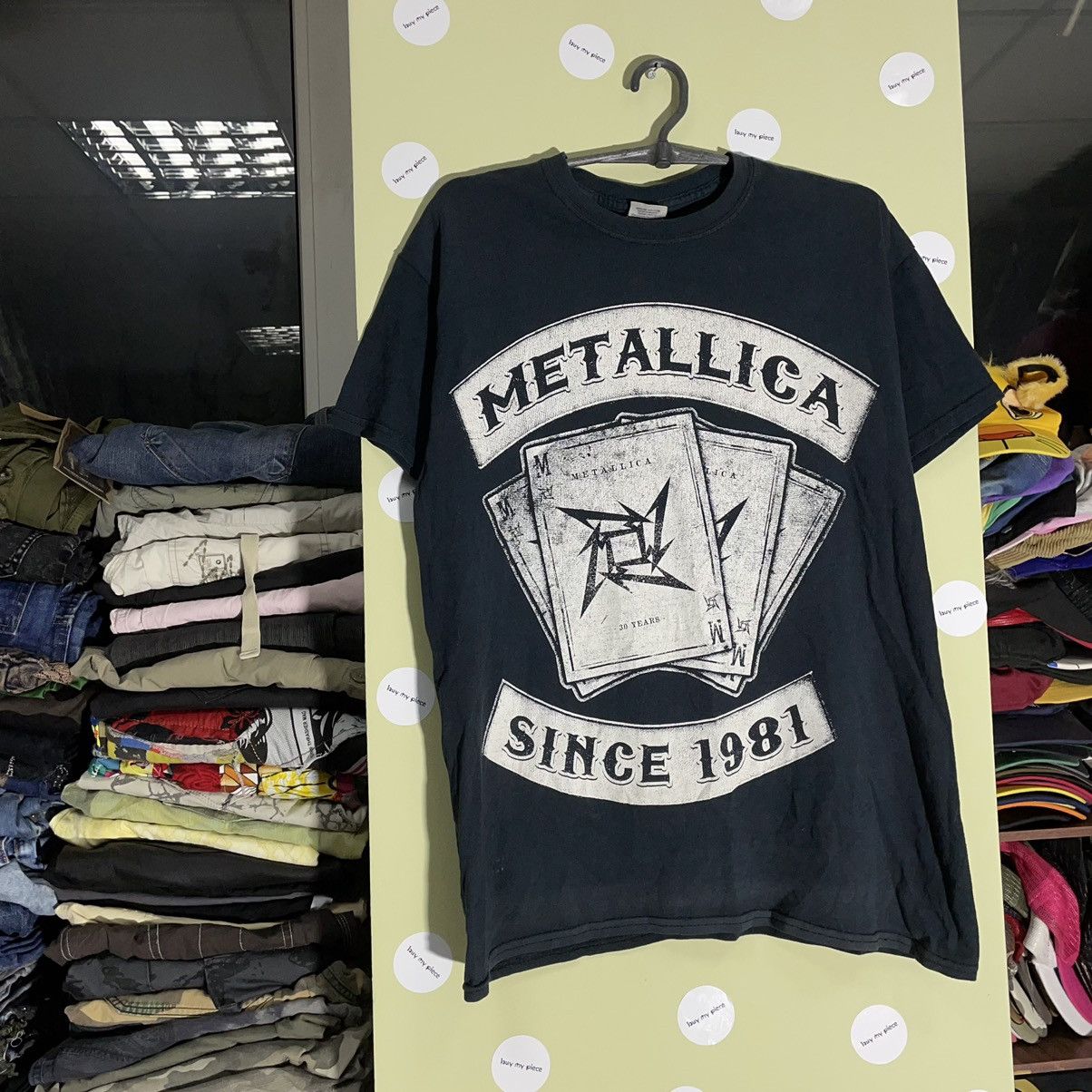 Vintage Vintage 90s Metallica Faded Band Tee Grunge Streetwear M Size US M / EU 48-50 / 2 - 4 Thumbnail