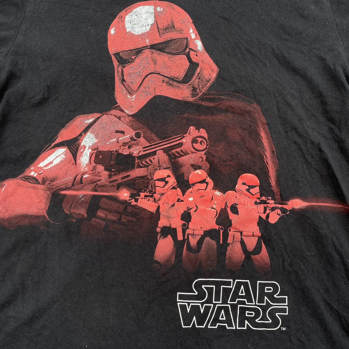 Vintage Vintage Y2K Star Wars Sun Faded Graphic Tee Streetwear M Size US M / EU 48-50 / 2 - 4 Thumbnail