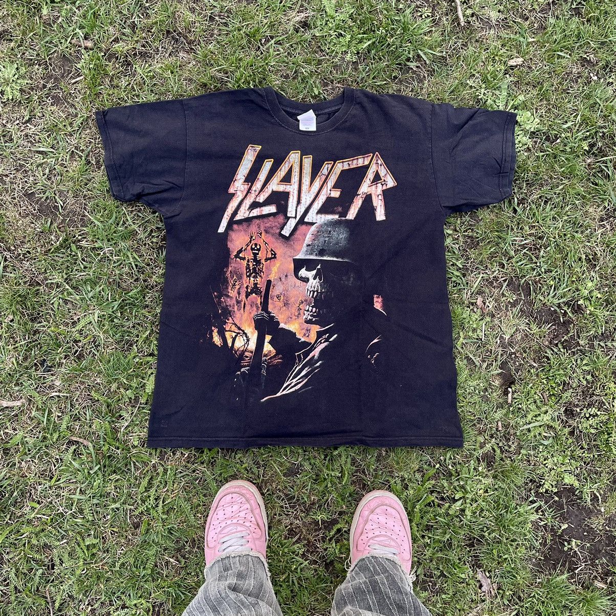 Vintage Vintage 90s Slayer Sun Faded Graphic Band Tee Grunge Boxy L Size US L / EU 52-54 / 3 - 1 Thumbnail