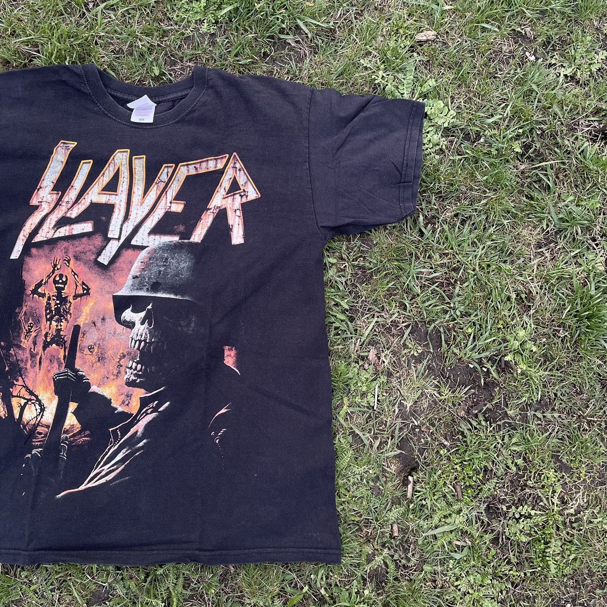 Vintage Vintage 90s Slayer Sun Faded Graphic Band Tee Grunge Boxy L Size US L / EU 52-54 / 3 - 4 Thumbnail
