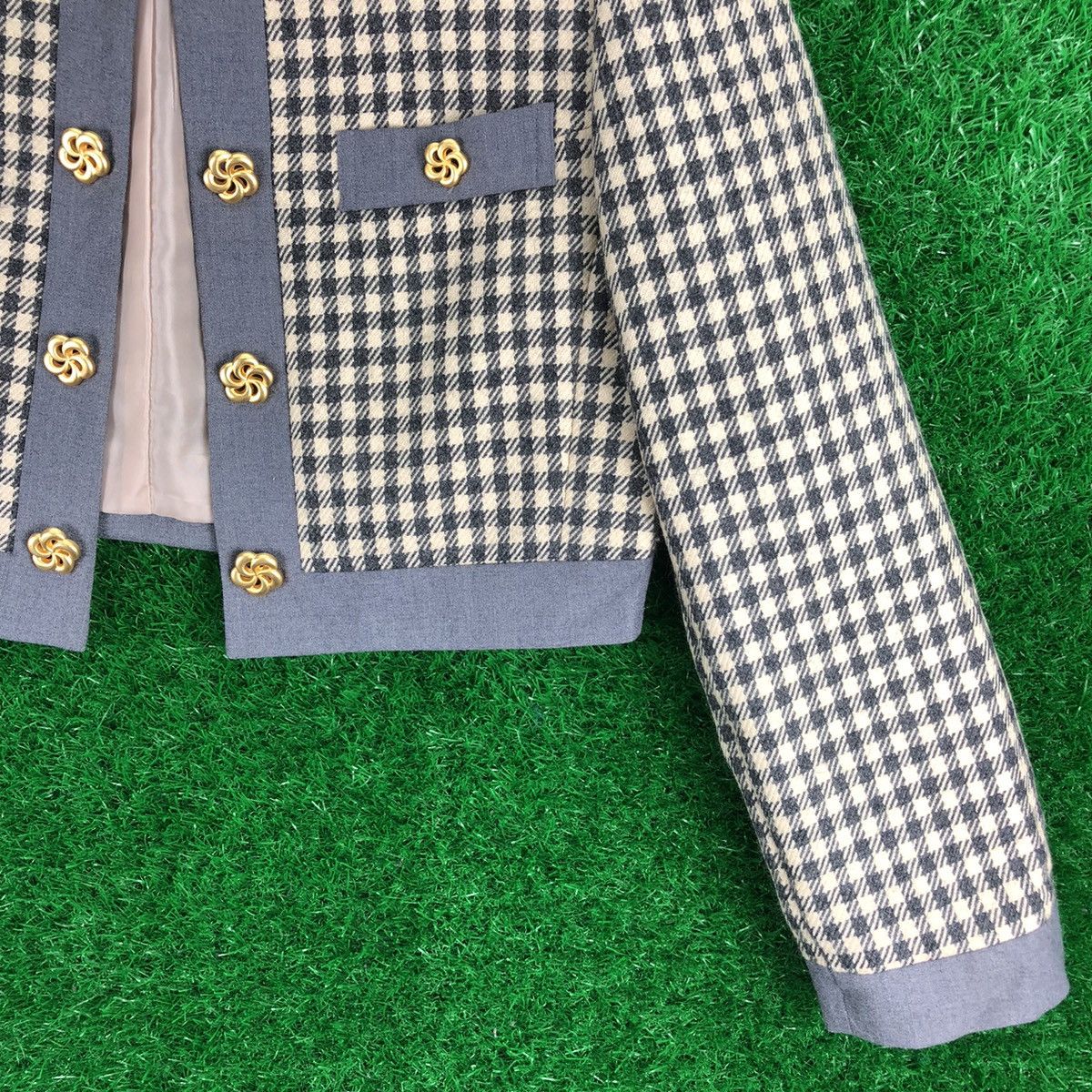 Japanese Brand Vintage Women Cropped Jacket Checker Chanel Style Tweed Size XS / US 0-2 / IT 36-38 - 3 Thumbnail