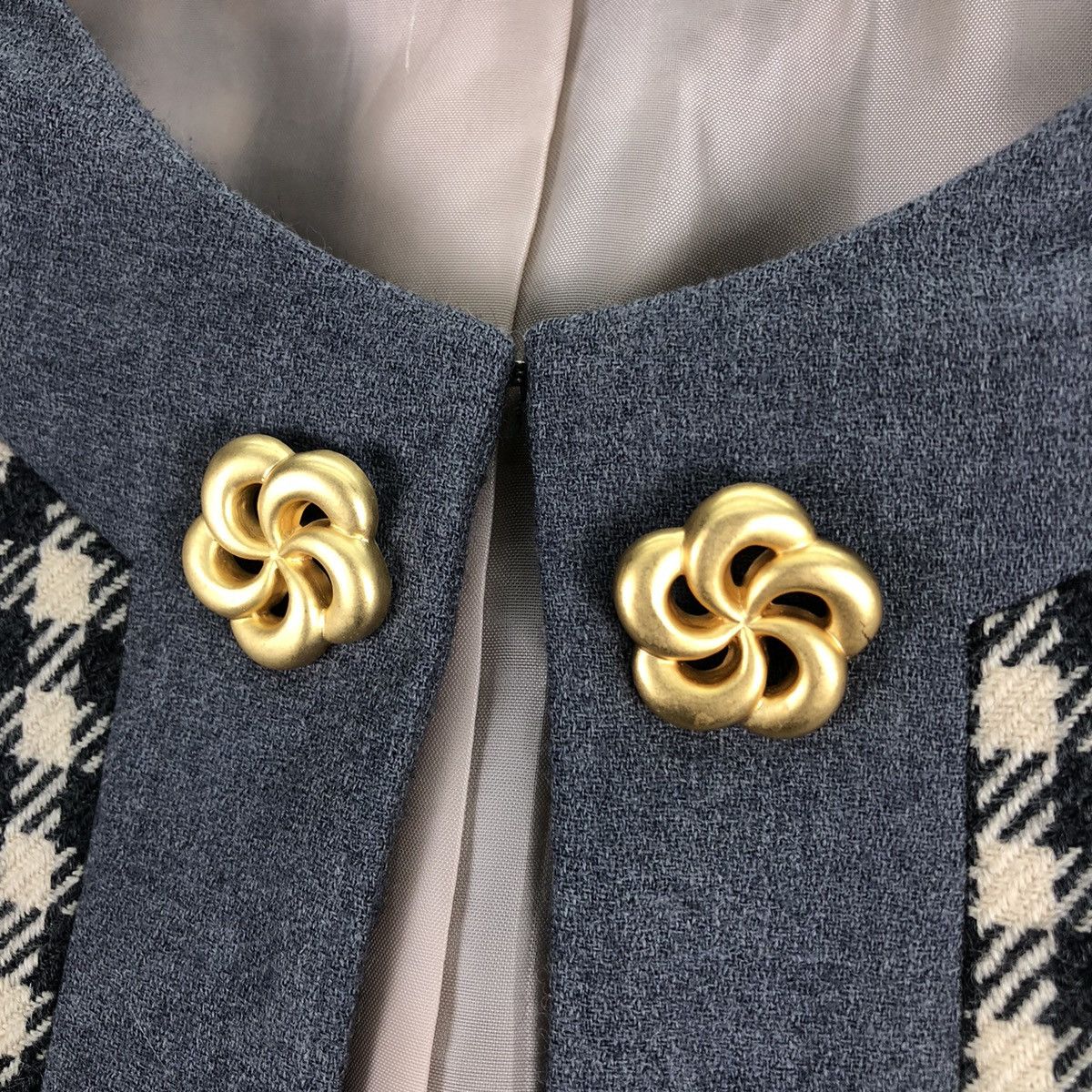 Japanese Brand Vintage Women Cropped Jacket Checker Chanel Style Tweed Size XS / US 0-2 / IT 36-38 - 8 Thumbnail