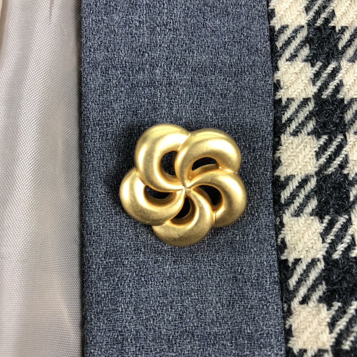 Japanese Brand Vintage Women Cropped Jacket Checker Chanel Style Tweed Size XS / US 0-2 / IT 36-38 - 9 Thumbnail