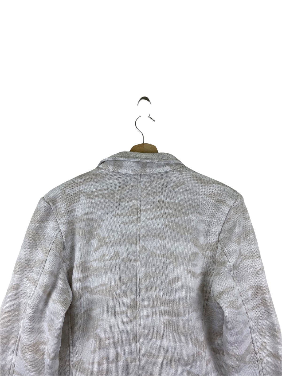 In The Attic In the attic camo jacket Size US L / EU 52-54 / 3 - 6 Thumbnail