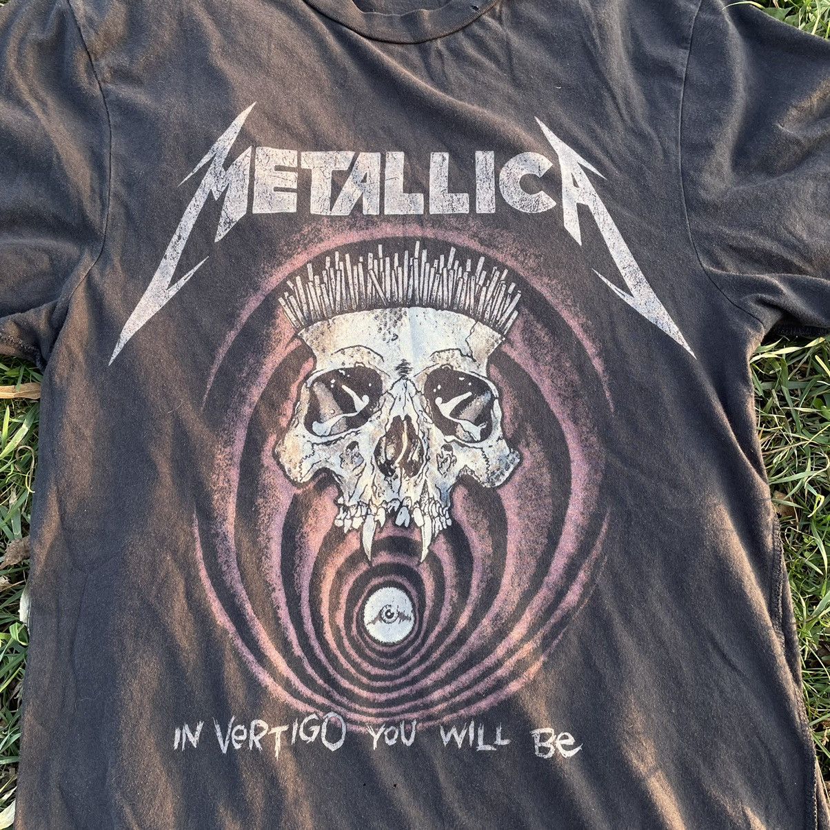 Vintage Vintage 90s Metallica Band Tee Sun Faded Thrashed Grunge M Size US M / EU 48-50 / 2 - 4 Thumbnail