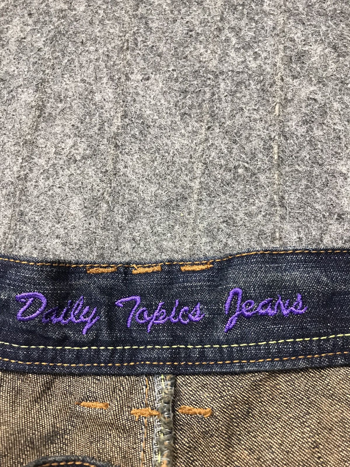 Japanese Brand × Vintage Vintage Japanese Brand Back Side Skull Pocket Jeans Style Size US 32 / EU 48 - 13 Thumbnail