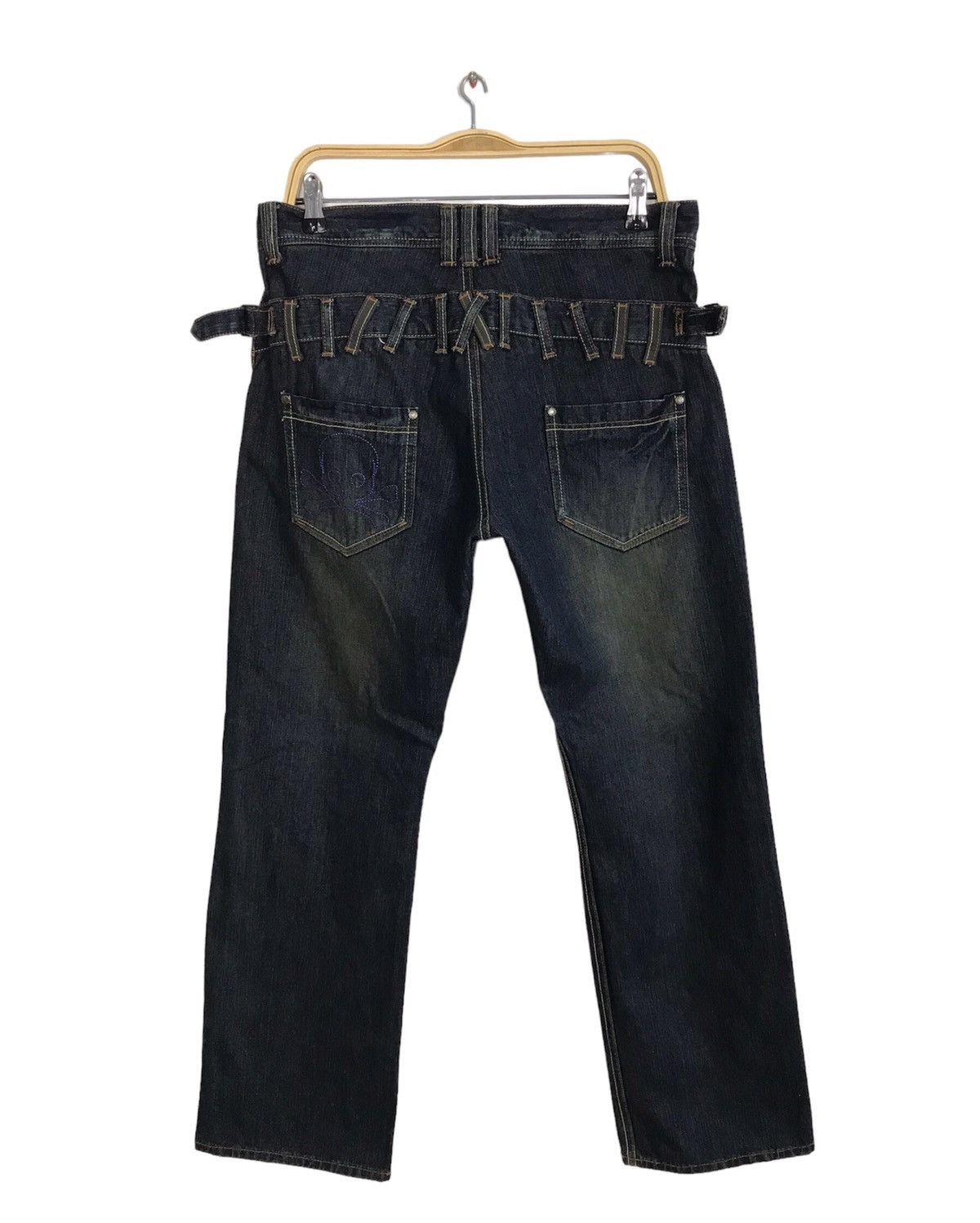 Japanese Brand × Vintage Vintage Japanese Brand Back Side Skull Pocket Jeans Style Size US 32 / EU 48 - 2 Thumbnail