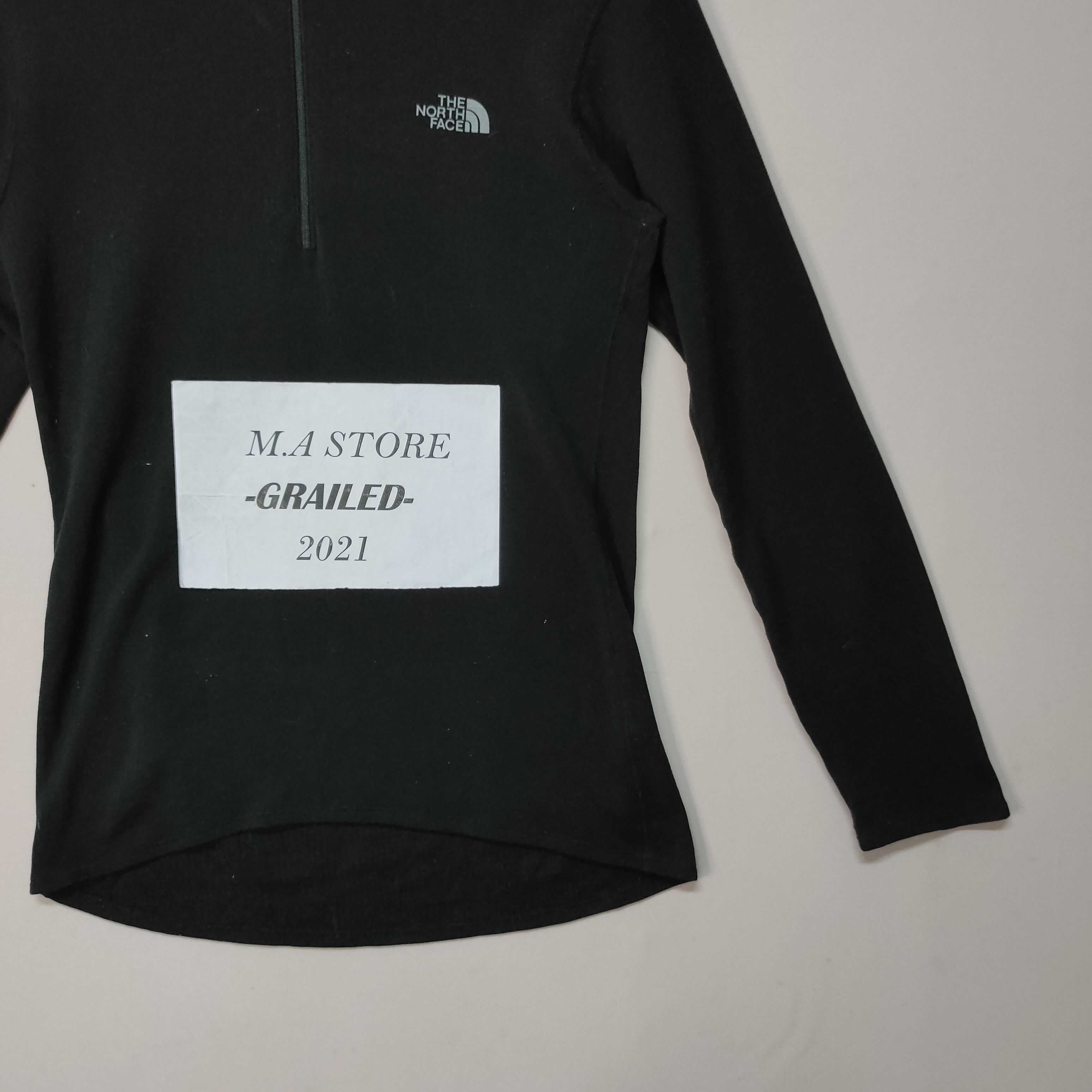 The North Face Vintage The North Face Small Logo Long Sleeve Shirt Size US S / EU 44-46 / 1 - 3 Thumbnail
