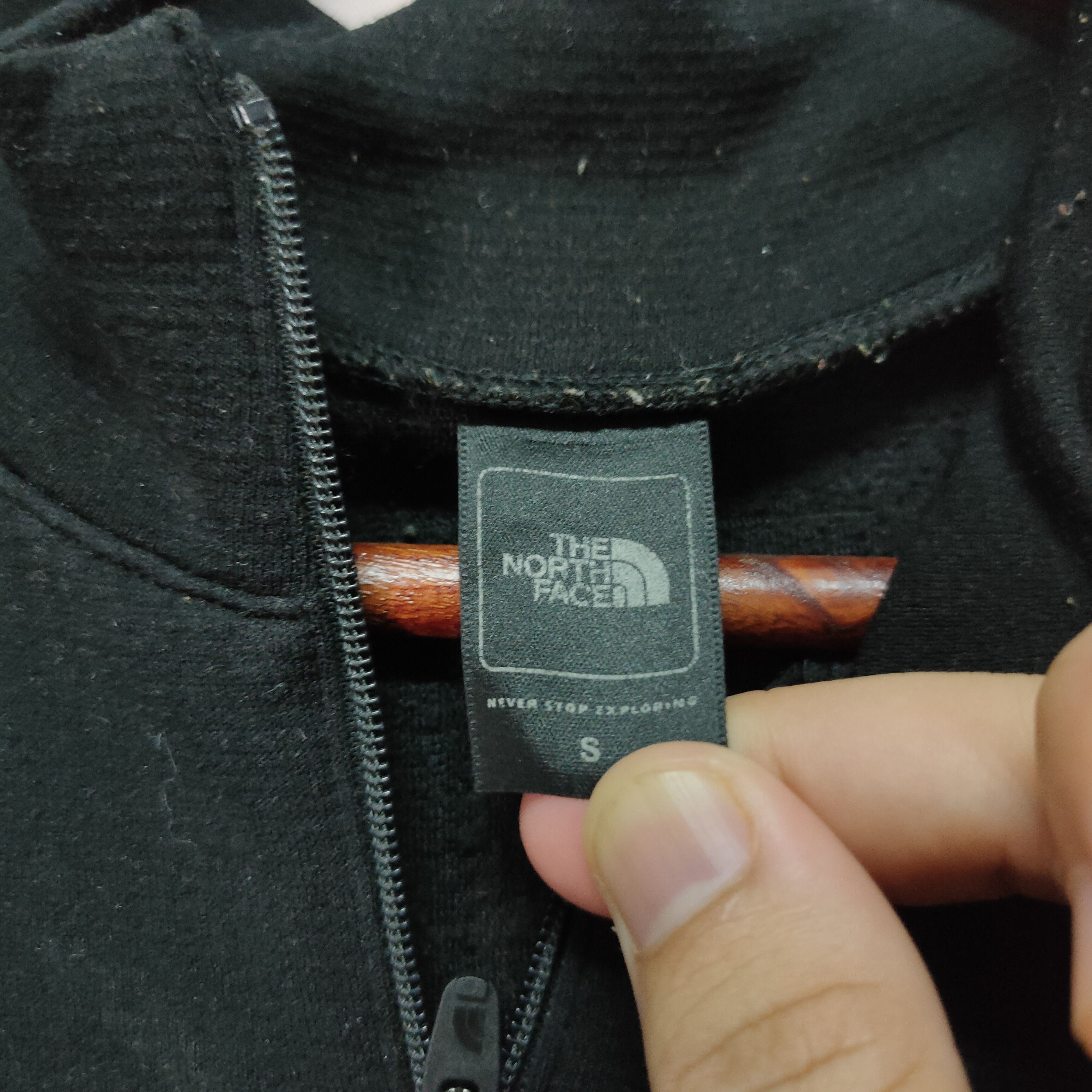 The North Face Vintage The North Face Small Logo Long Sleeve Shirt Size US S / EU 44-46 / 1 - 6 Thumbnail