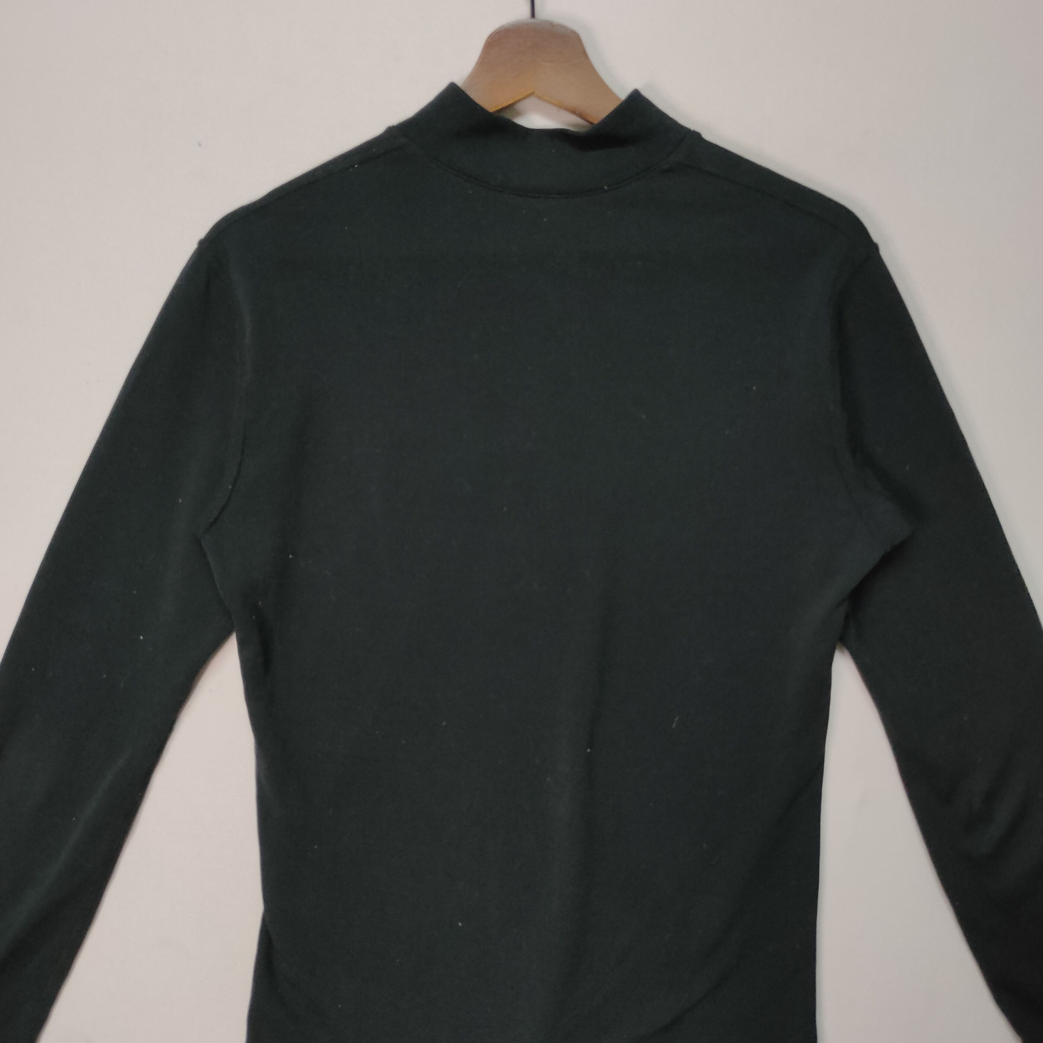 The North Face Vintage The North Face Small Logo Long Sleeve Shirt Size US S / EU 44-46 / 1 - 9 Thumbnail