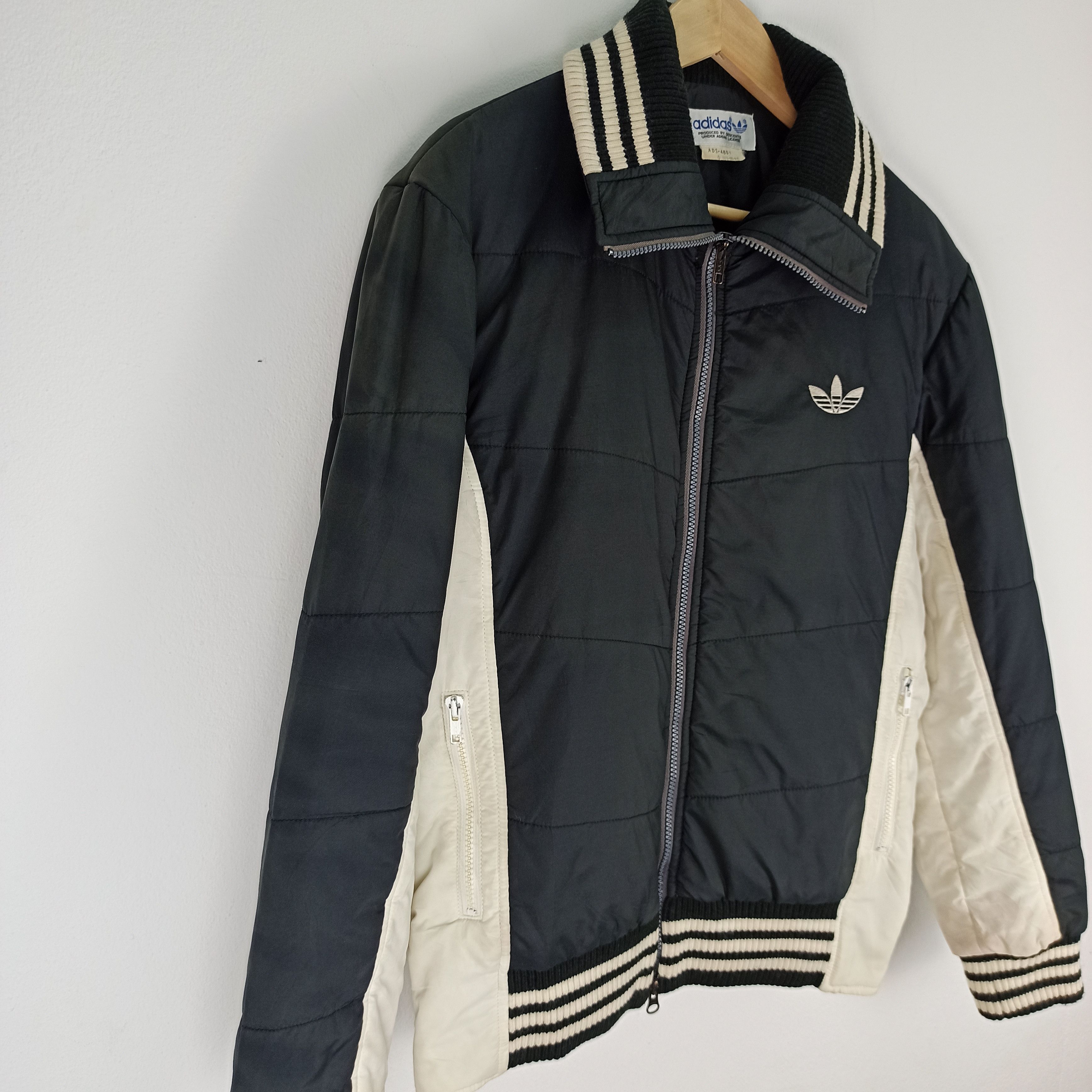 Adidas 🔥Vintage🔥 ADIDAS Japanese Trefoil Puffer Jacket 80-90's Size US L / EU 52-54 / 3 - 3 Thumbnail