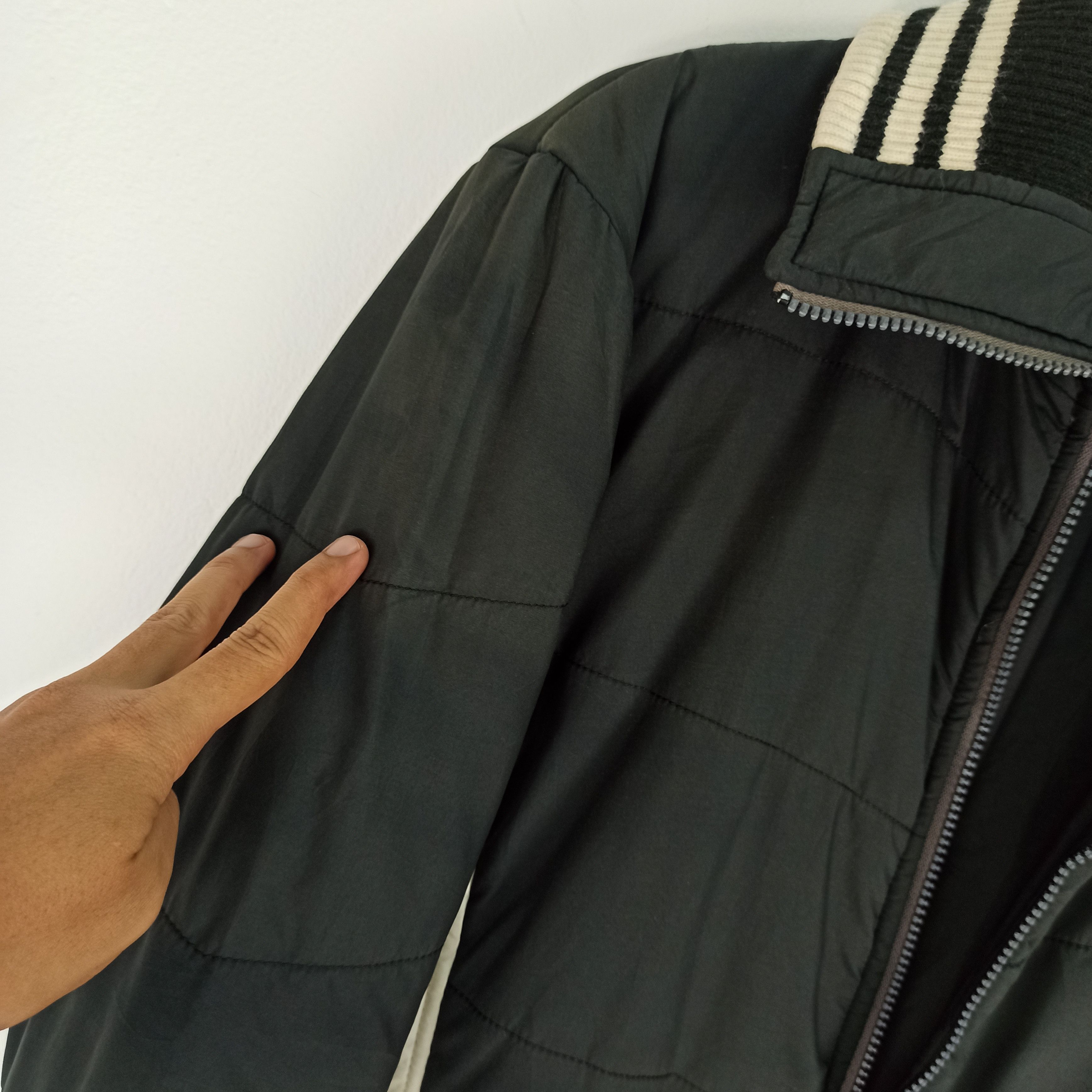 Adidas 🔥Vintage🔥 ADIDAS Japanese Trefoil Puffer Jacket 80-90's Size US L / EU 52-54 / 3 - 10 Thumbnail