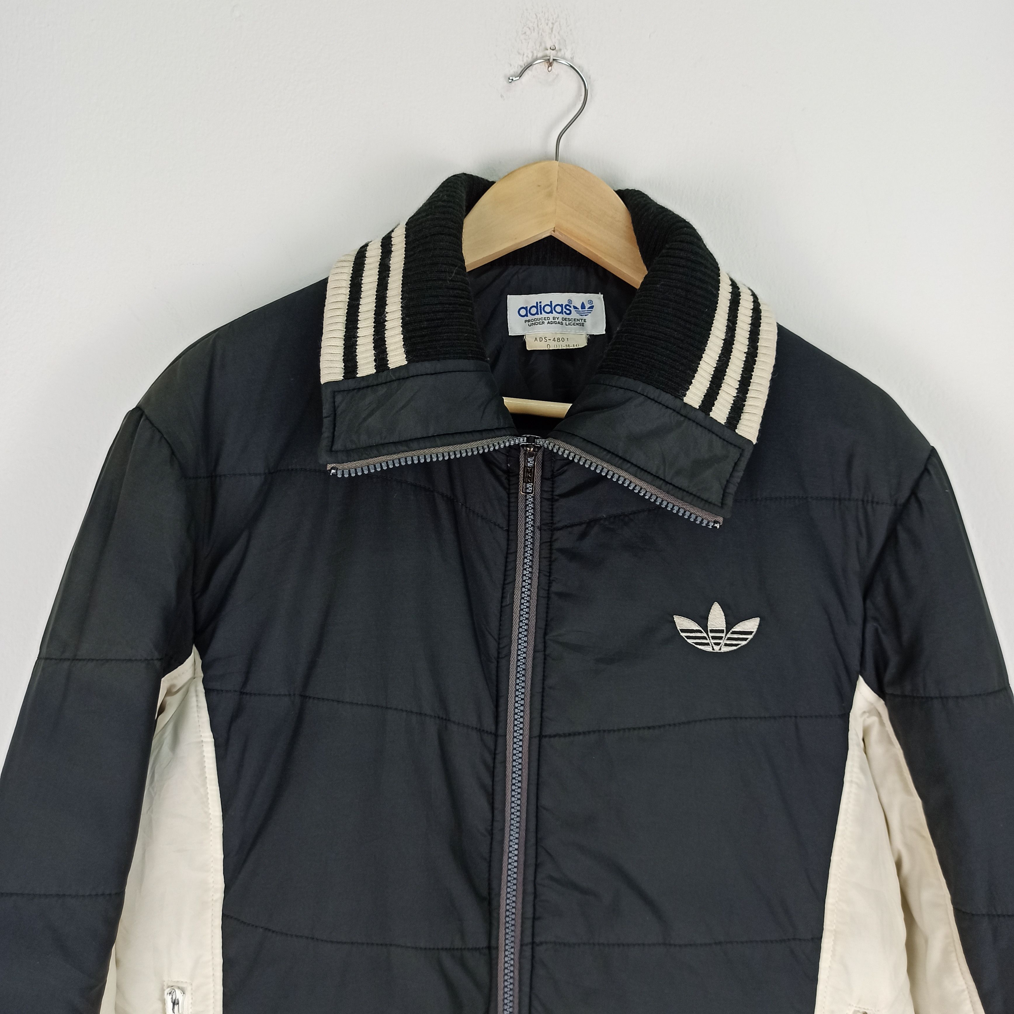 Adidas 🔥Vintage🔥 ADIDAS Japanese Trefoil Puffer Jacket 80-90's Size US L / EU 52-54 / 3 - 2 Thumbnail