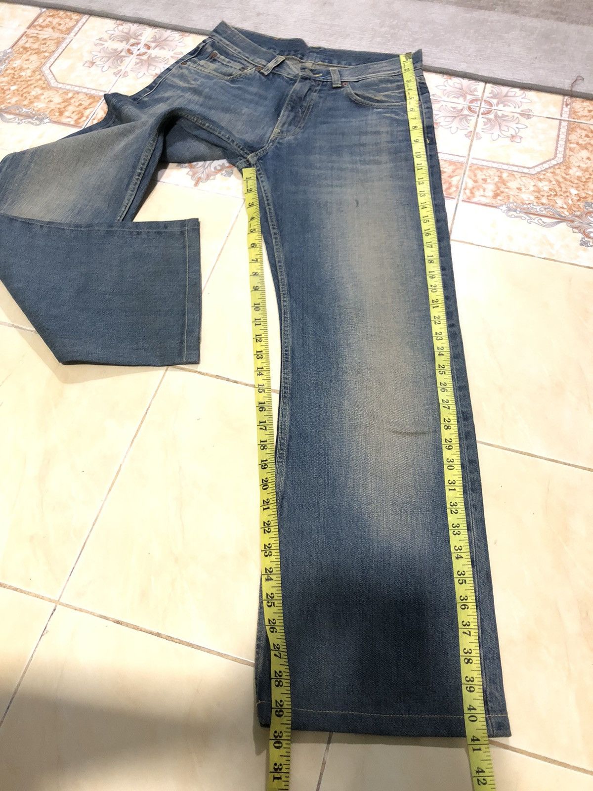 Gucci HOT🔥GUCCI SELVEDGE FLARE DENIM MADE IN ITALY 🇮🇹 Size US 30 / EU 46 - 13 Thumbnail