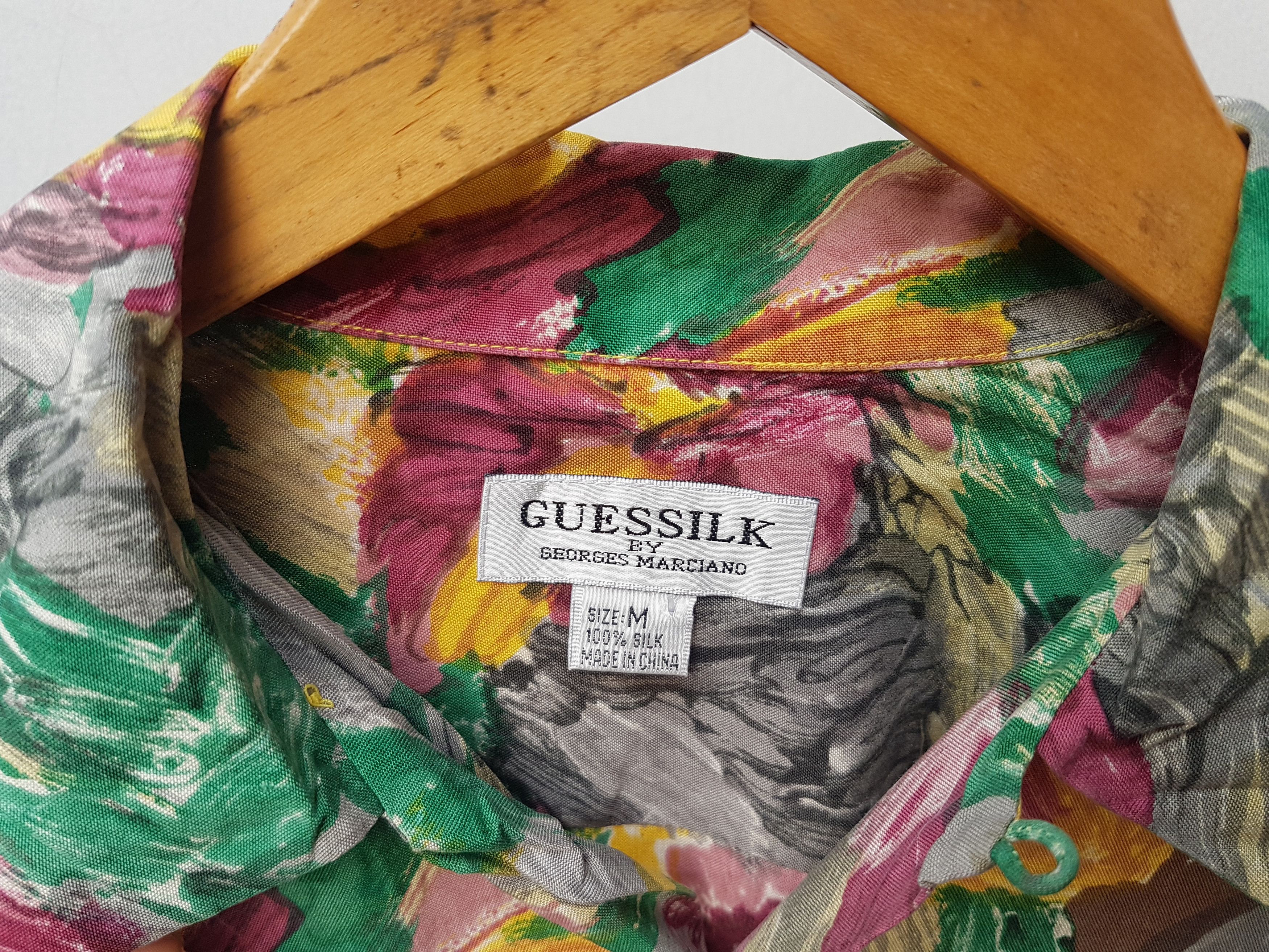 Guess Fit S to M, Vintage Guess Silk Shirt Size US M / EU 48-50 / 2 - 3 Thumbnail