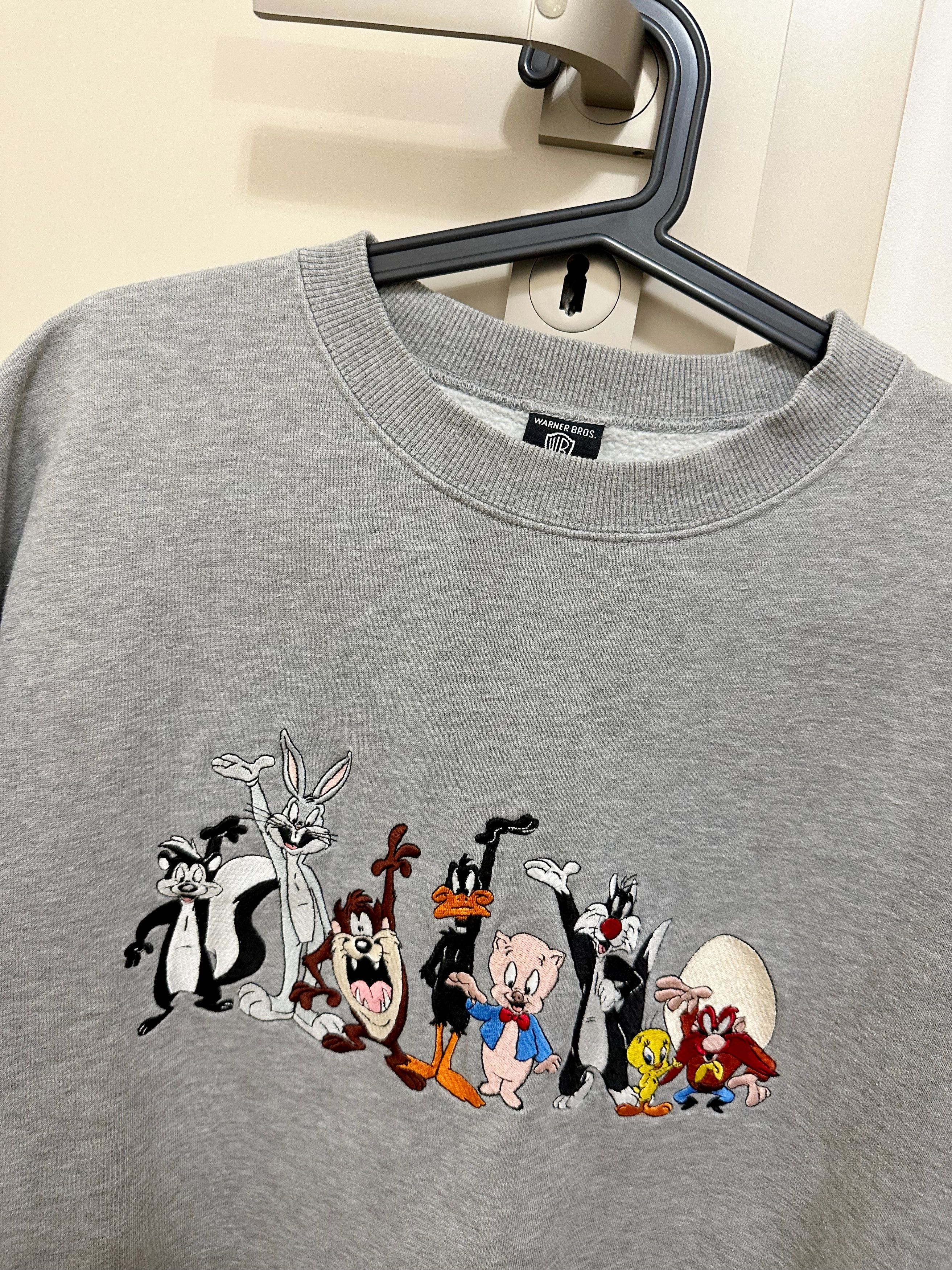 Vintage 90s Warner Bros 1997 Looney Tunes Sweatshirt L