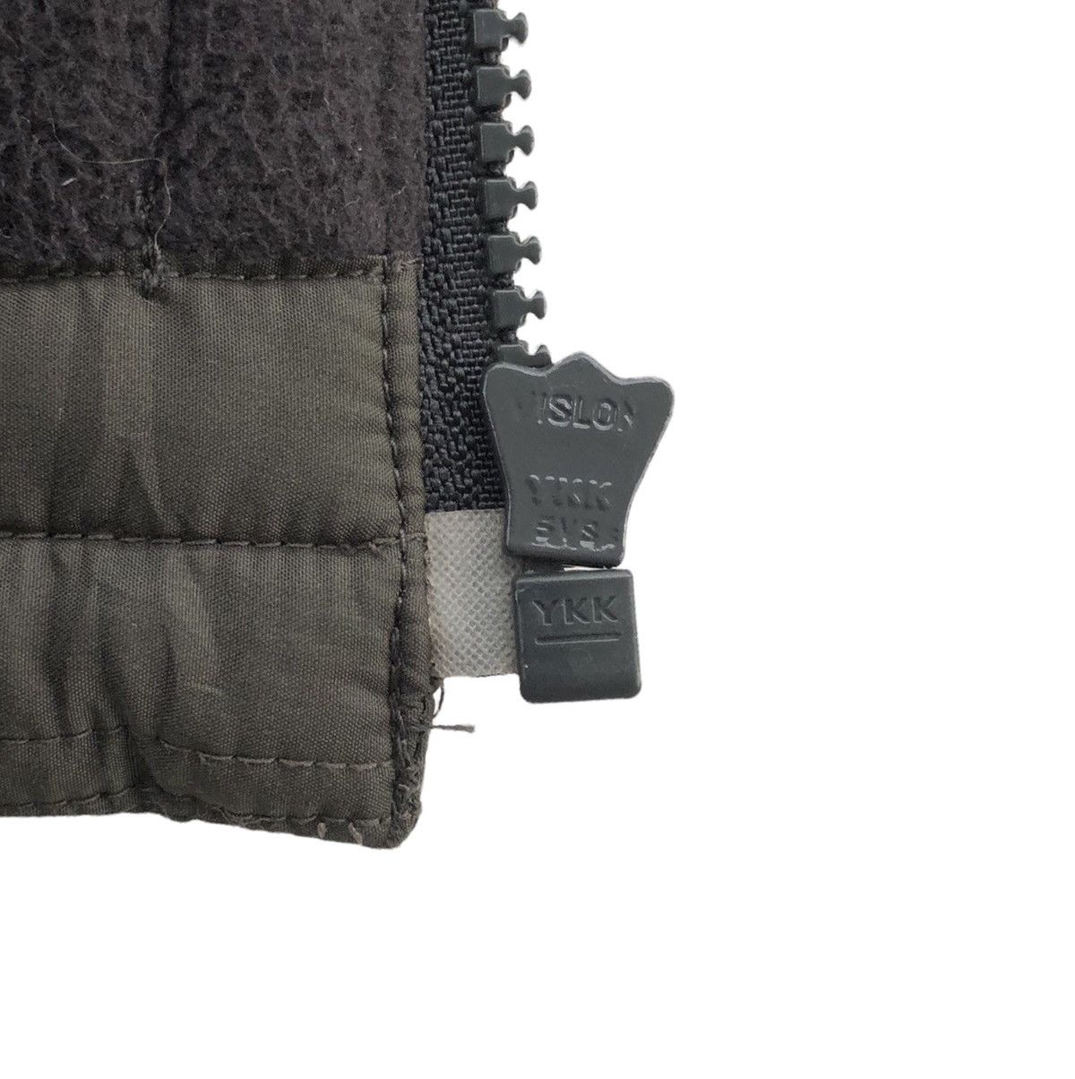 Jun Takahashi × Undercover × Uniqlo Uniqlo x Undercover UU by Jun Takahashi Fleece Jacket Size US L / EU 52-54 / 3 - 14 Thumbnail