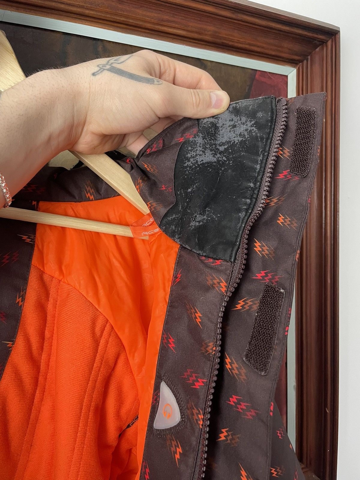 Nike ACG Nike ACG Vintage Y2k Storm Fit Jacket Outdoor Hype Fullprint Size US M / EU 48-50 / 2 - 9 Thumbnail