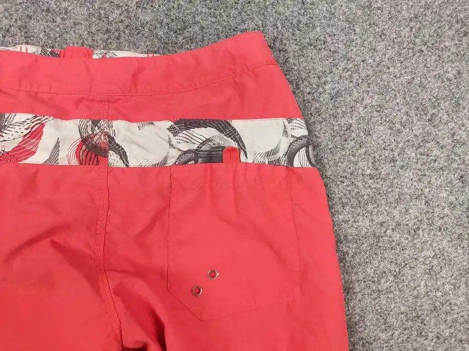 Nike Vintage 00's Nike Cargo Pocket Logo Shorts Style Y2K Size US 34 / EU 50 - 9 Thumbnail