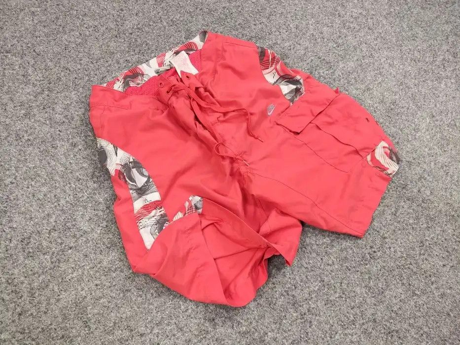 Nike Vintage 00's Nike Cargo Pocket Logo Shorts Style Y2K Size US 34 / EU 50 - 6 Thumbnail