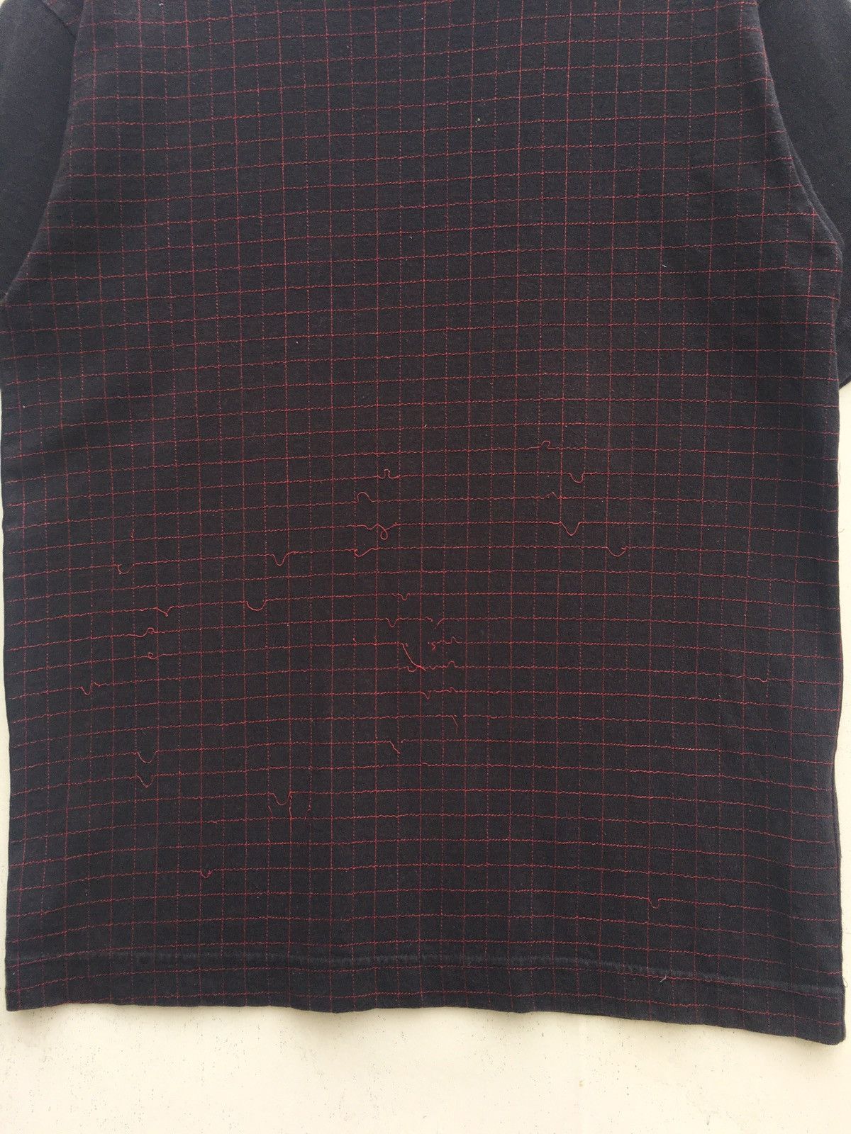 Comme des Garcons Rare Vintage Comme Des Garcons AD2002 Threaded Tshirt Size US S / EU 44-46 / 1 - 5 Thumbnail