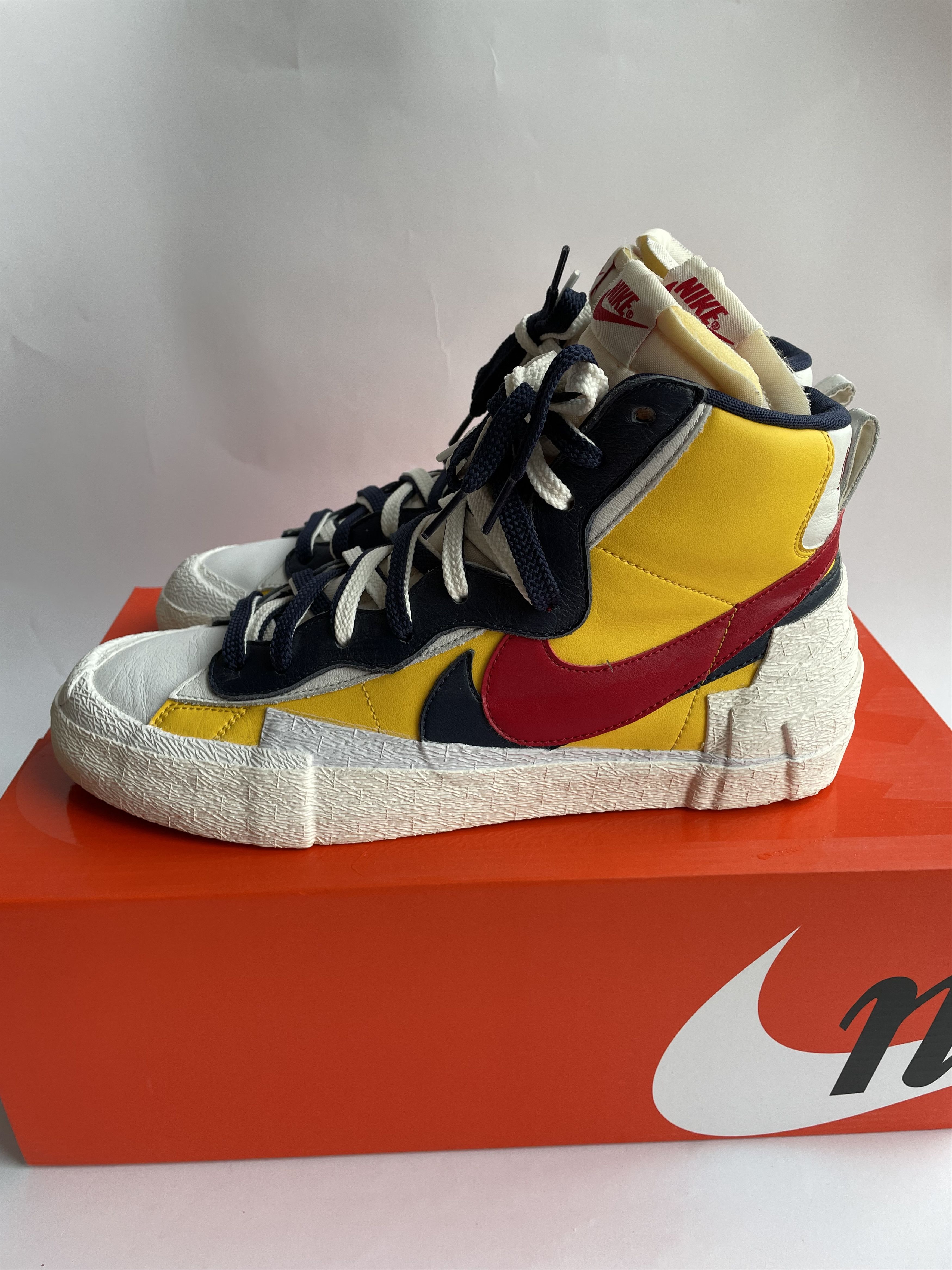 Nike Sacai x Nike Blazer Mid Snow Beach High UNIVERSITY waffle