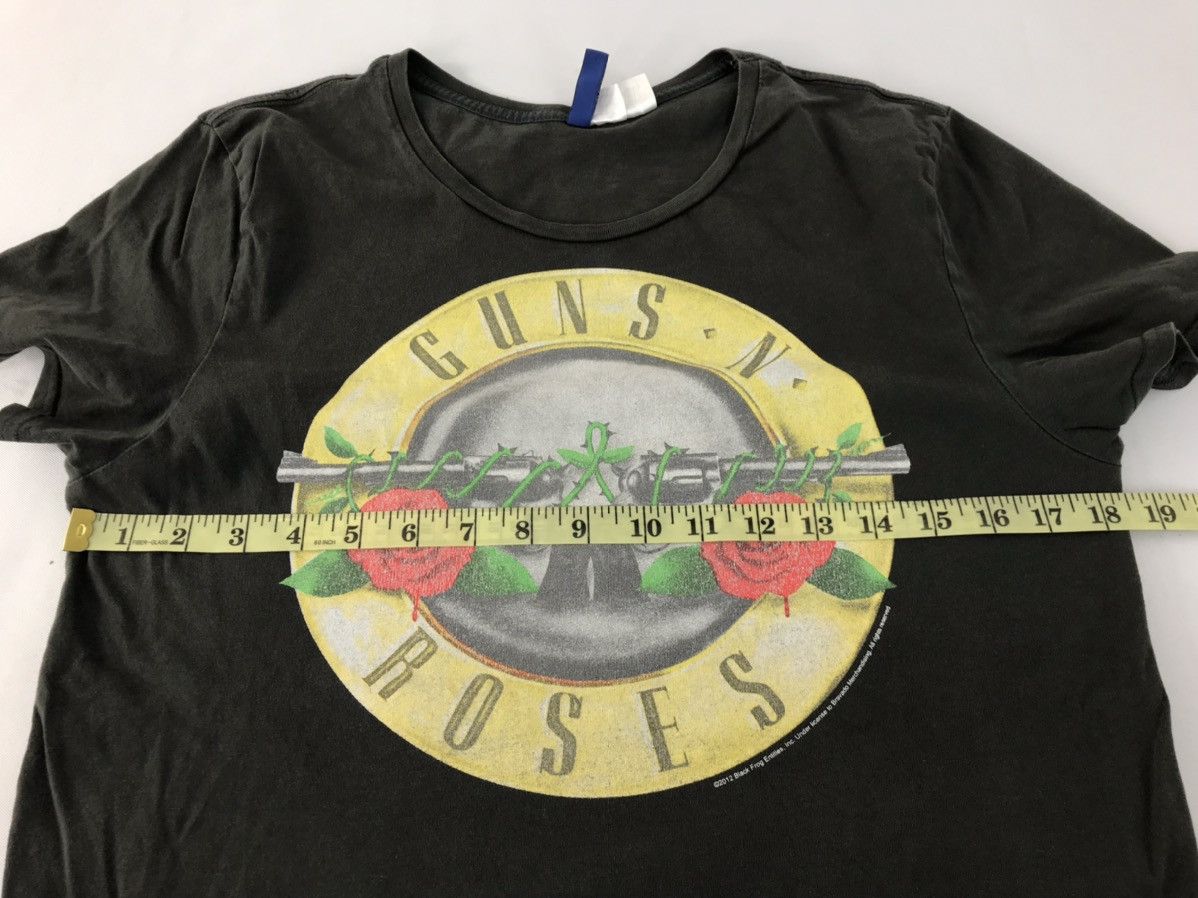 Divided H&M Divided x Guns N Roses Band Big Logo Tee Size US S / EU 44-46 / 1 - 10 Thumbnail