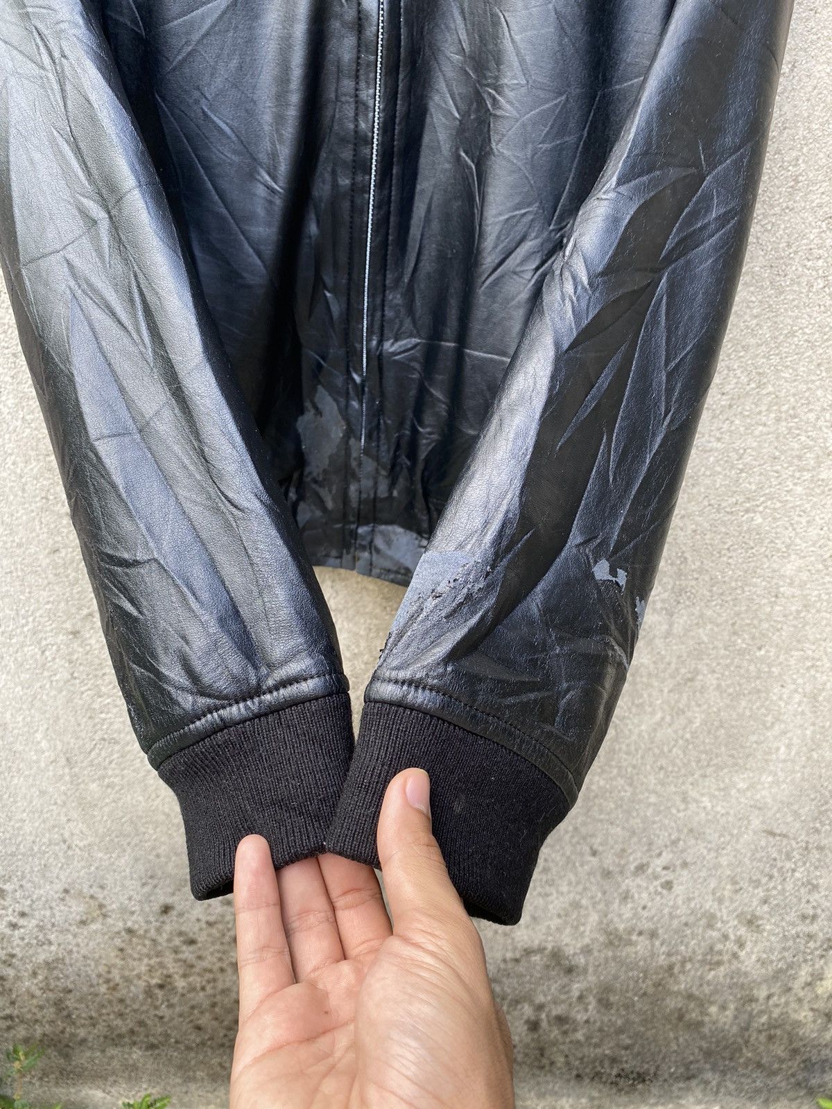 Comme des Garcons 🔥 AD 2011 COMME des GARÇONS Black Bomber Jacket Size US S / EU 44-46 / 1 - 8 Thumbnail