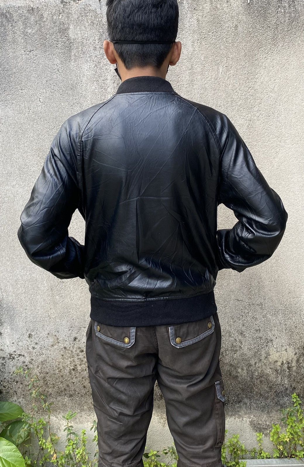 Comme des Garcons 🔥 AD 2011 COMME des GARÇONS Black Bomber Jacket Size US S / EU 44-46 / 1 - 4 Thumbnail