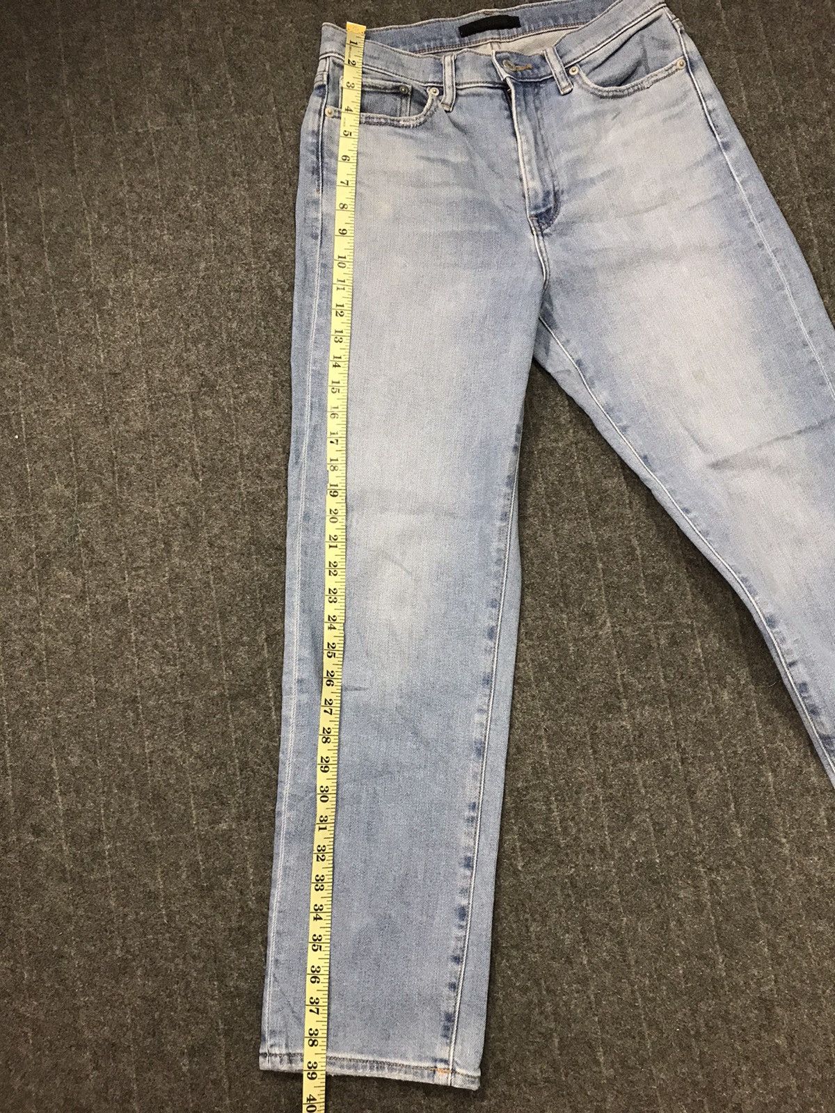 Japanese Brand × Vintage Uniqlo Distressed Denim Jeans Indigo Straight Cut Size US 28 / EU 44 - 9 Thumbnail