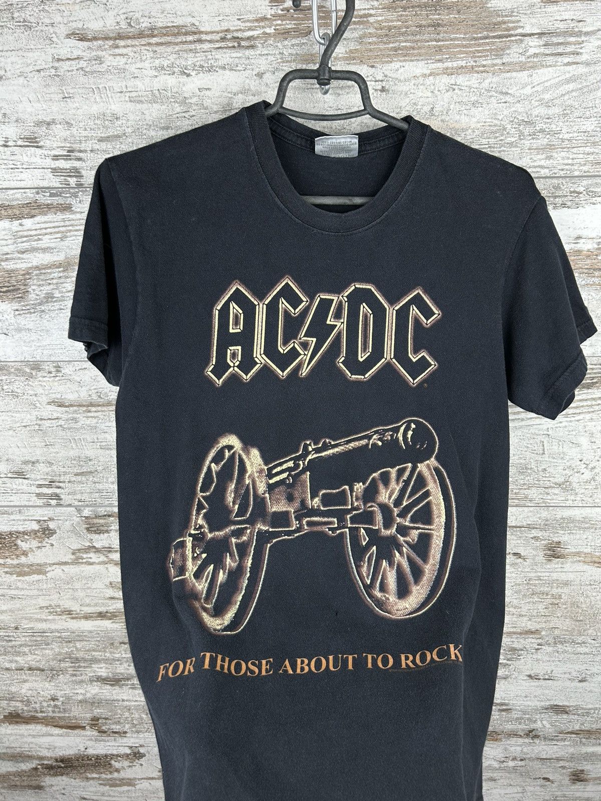 AC/DC Mens Vintage AC/DC T Shirt 1998 rock band tee we salute you Size US S / EU 44-46 / 1 - 5 Thumbnail