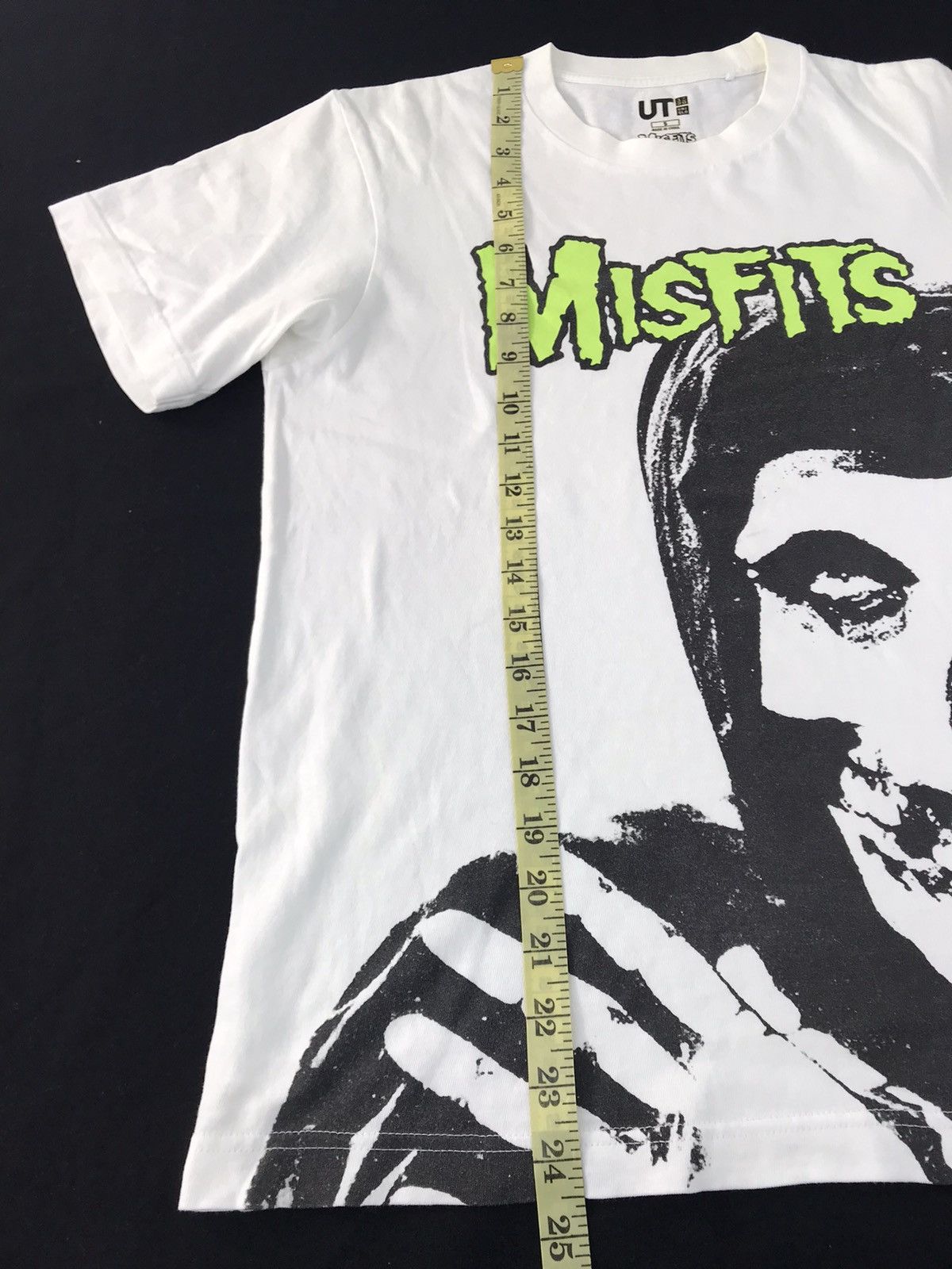 Band Tees Misfits American Punk Rock Band Horror Subgenre Unisex Tee Size US S / EU 44-46 / 1 - 8 Thumbnail