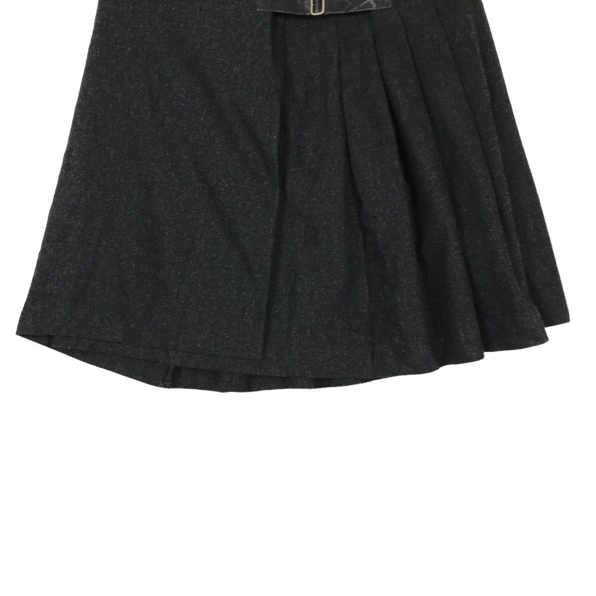 Issey Miyake Vintage I.S. Sunao Kuwahara By Issey Miyake Wool Skirt Size 27" / US 4 / IT 40 - 5 Thumbnail