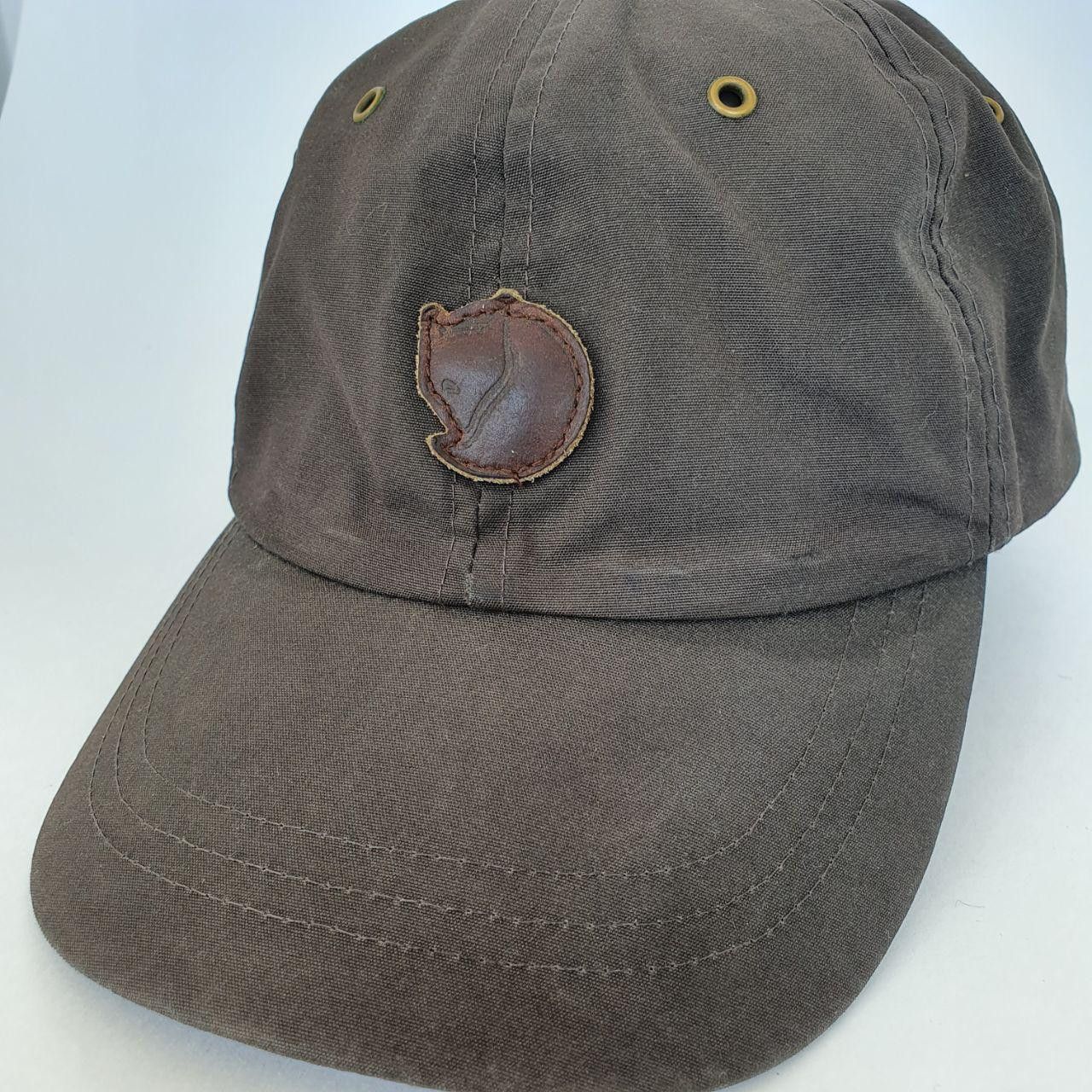 Fjallraven Rare Waxed Vintage Fjallraven Leather Logo Cap Size ONE SIZE - 1 Thumbnail