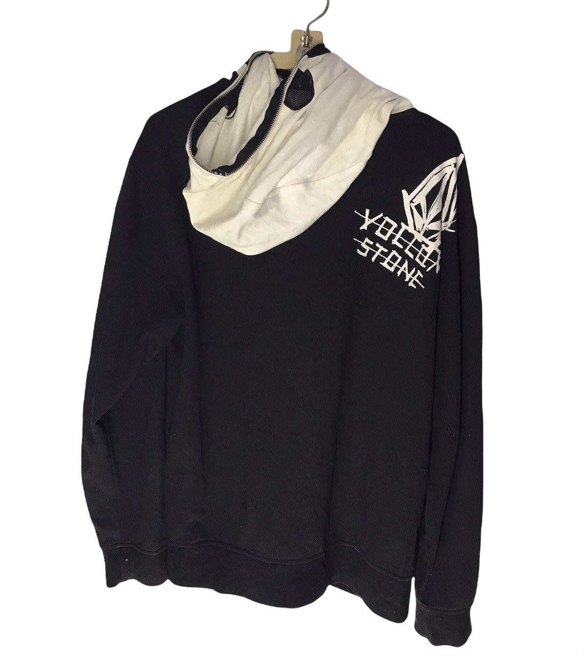 Volcom Bidding now 🔥Volcom stone fullzipper skeleton hoodie Size US M / EU 48-50 / 2 - 3 Thumbnail