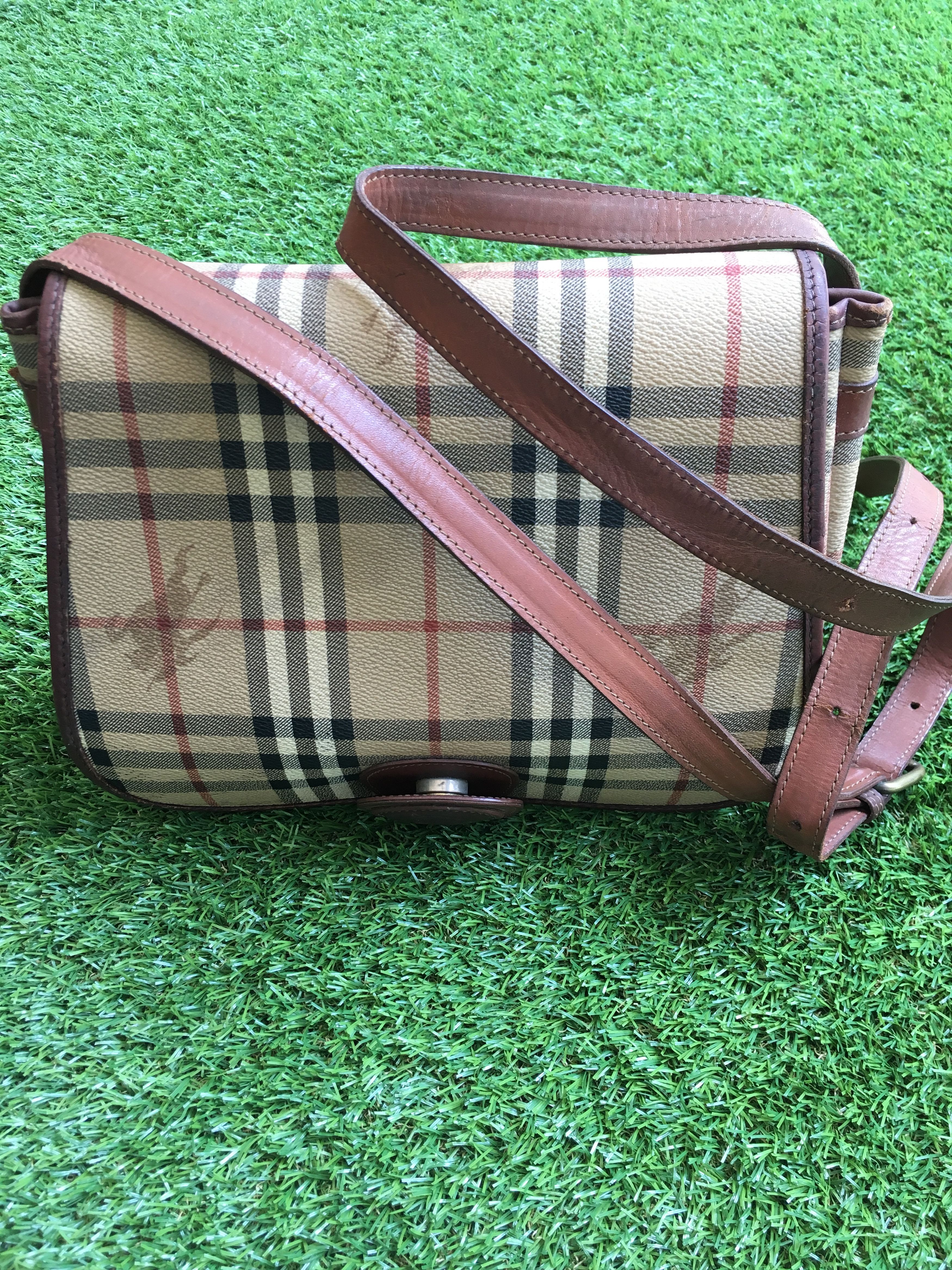 Burberry Vintage Burberry Checkered Sling Bag Size ONE SIZE - 16 Thumbnail
