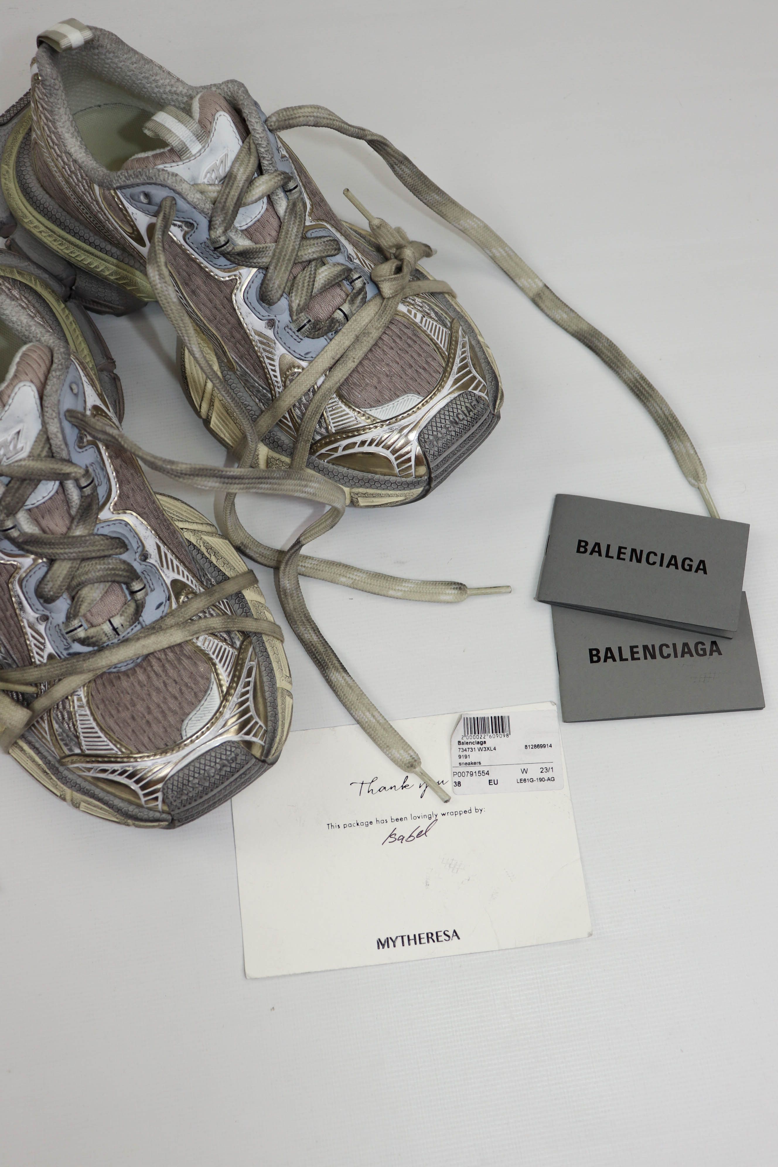 Balenciaga Balenciaga 3XL Women’s 734731 Worn Out Light Beige Gold Size US 8 / IT 38 - 12 Thumbnail