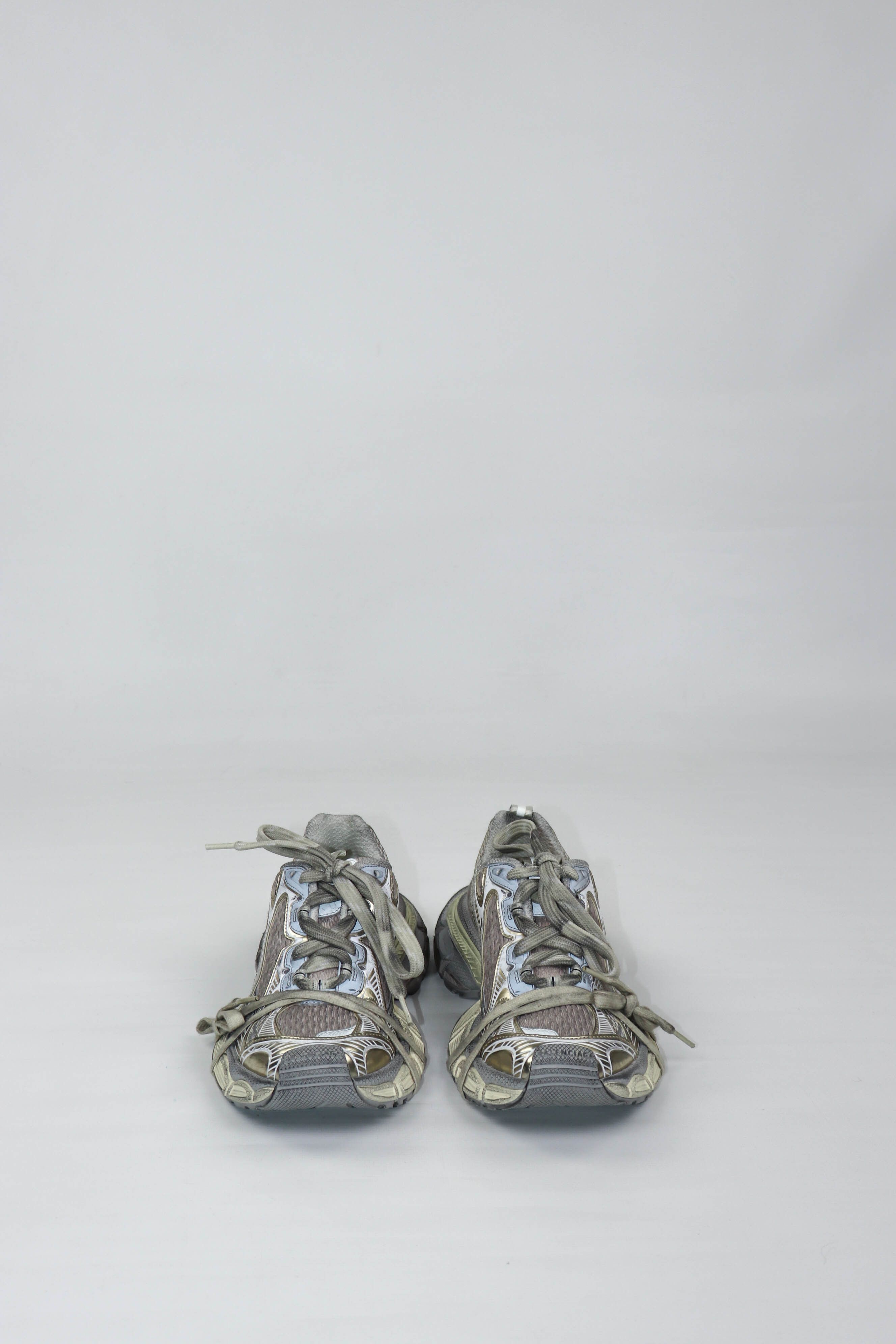 Balenciaga Balenciaga 3XL Women’s 734731 Worn Out Light Beige Gold Size US 8 / IT 38 - 2 Thumbnail