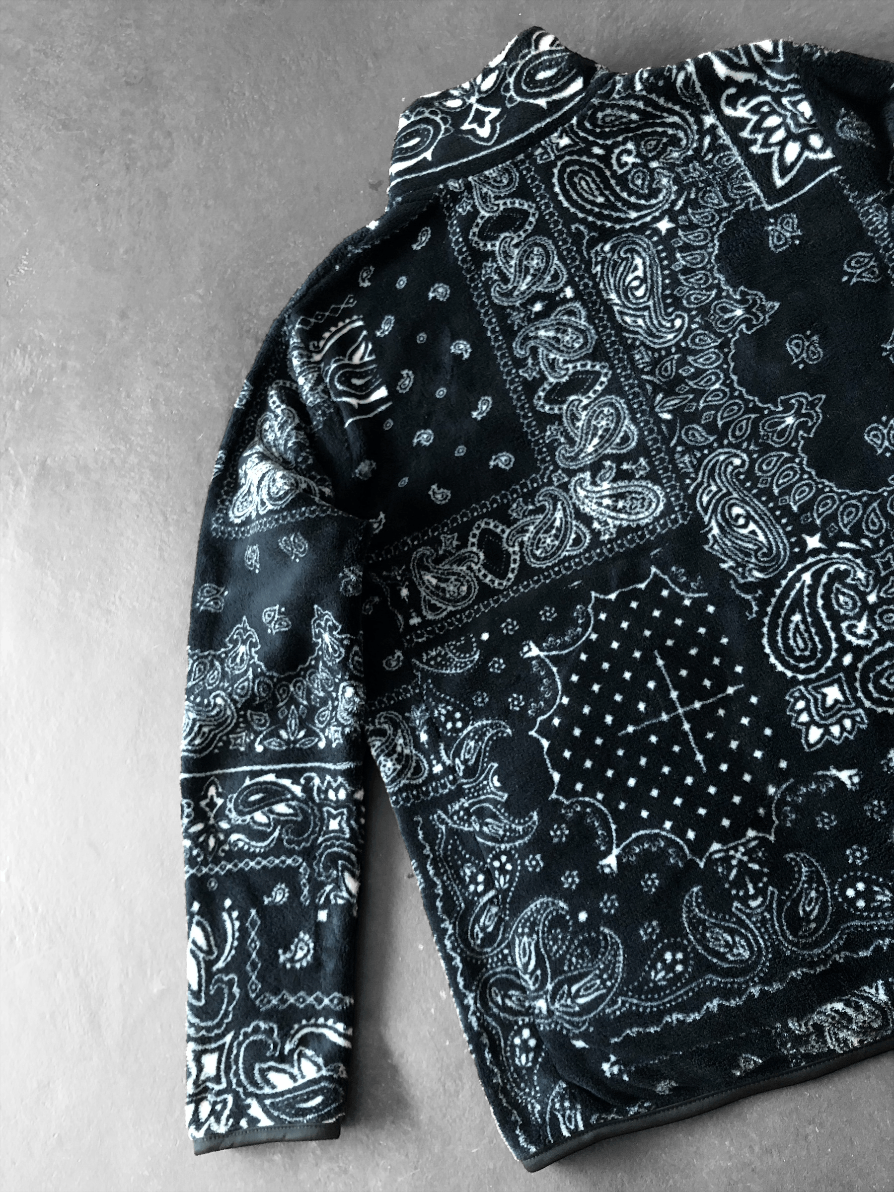 Japanese Brand RARE🔥VINTAGE JAPAN PAISLEY PRINT FLEECE JACKET Size US M / EU 48-50 / 2 - 5 Thumbnail