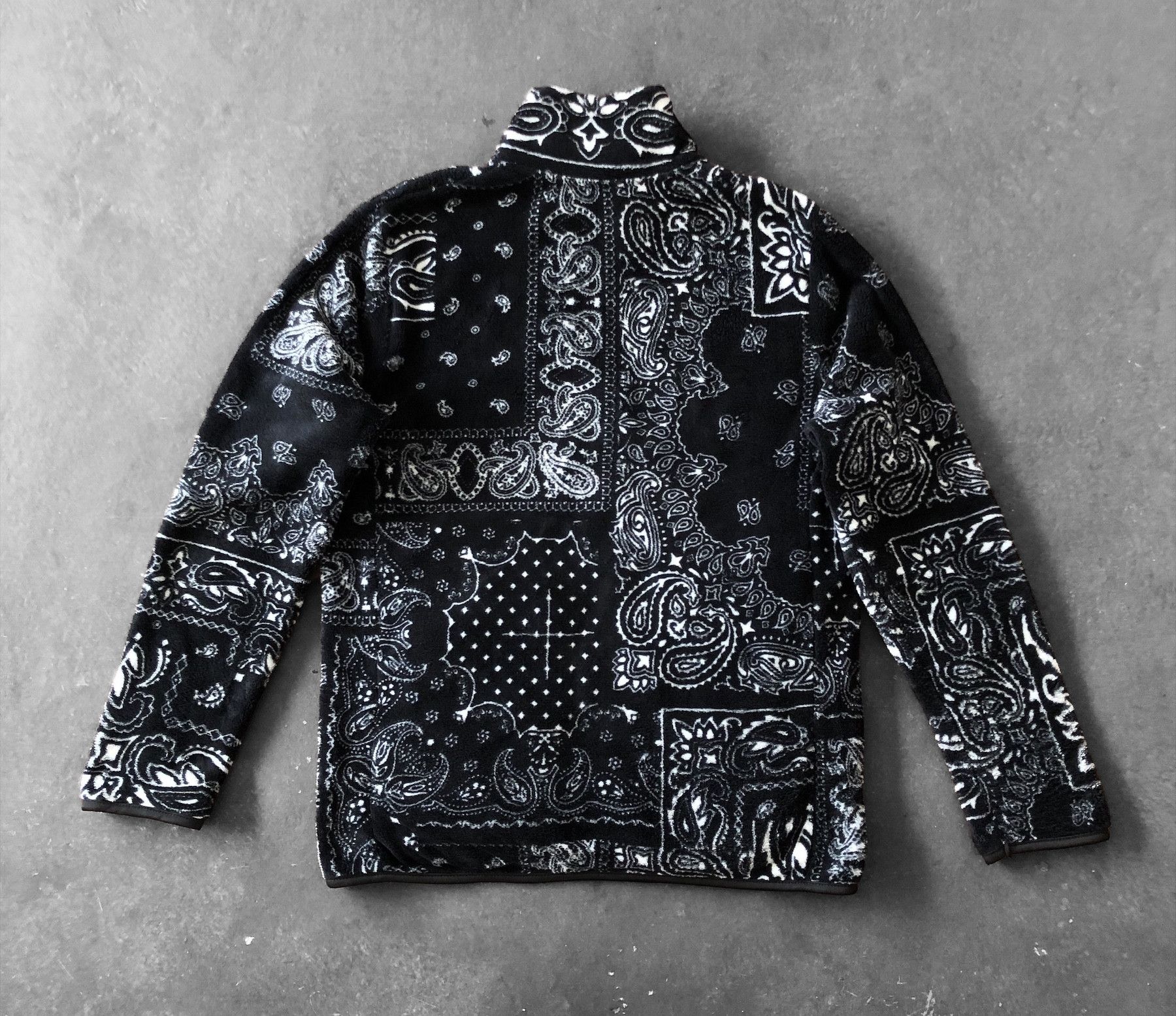 Japanese Brand RARE🔥VINTAGE JAPAN PAISLEY PRINT FLEECE JACKET Size US M / EU 48-50 / 2 - 2 Thumbnail