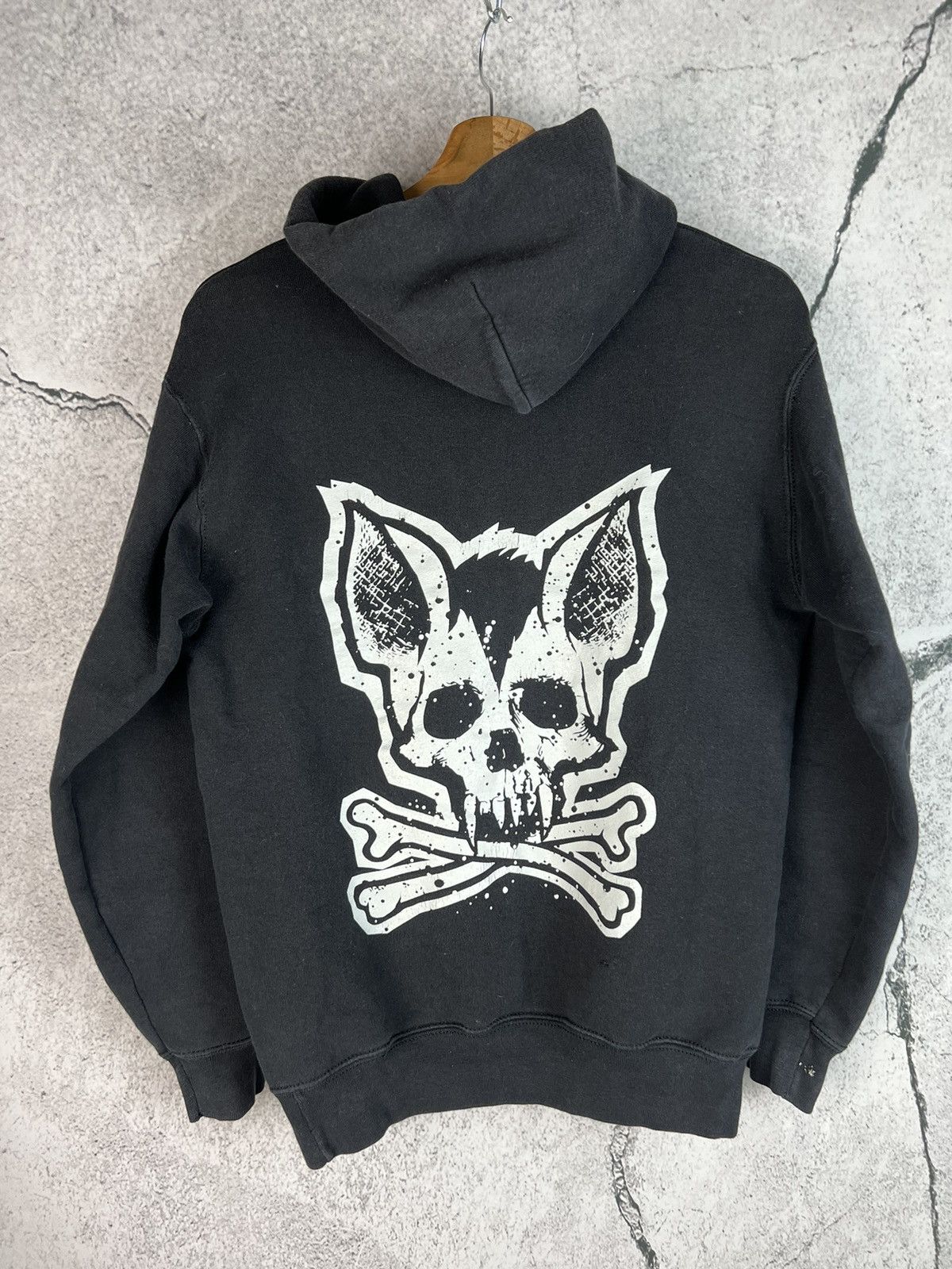 Band Tees Vintage cancer bats big logo Hoodie Size US S / EU 44-46 / 1 - 1 Thumbnail