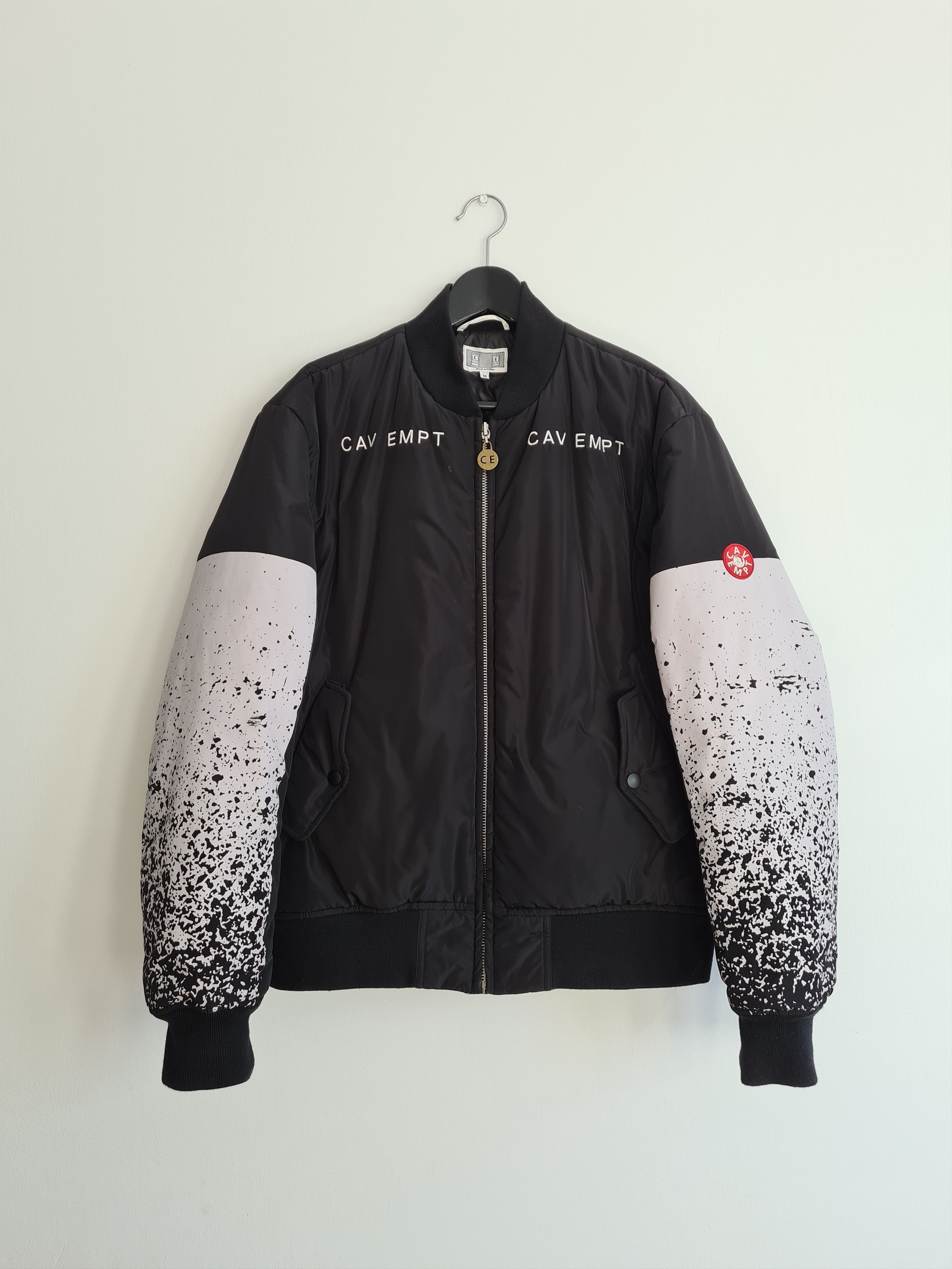 『 C.E 』CAVEMPT SPECKLE BOMBER JACKET