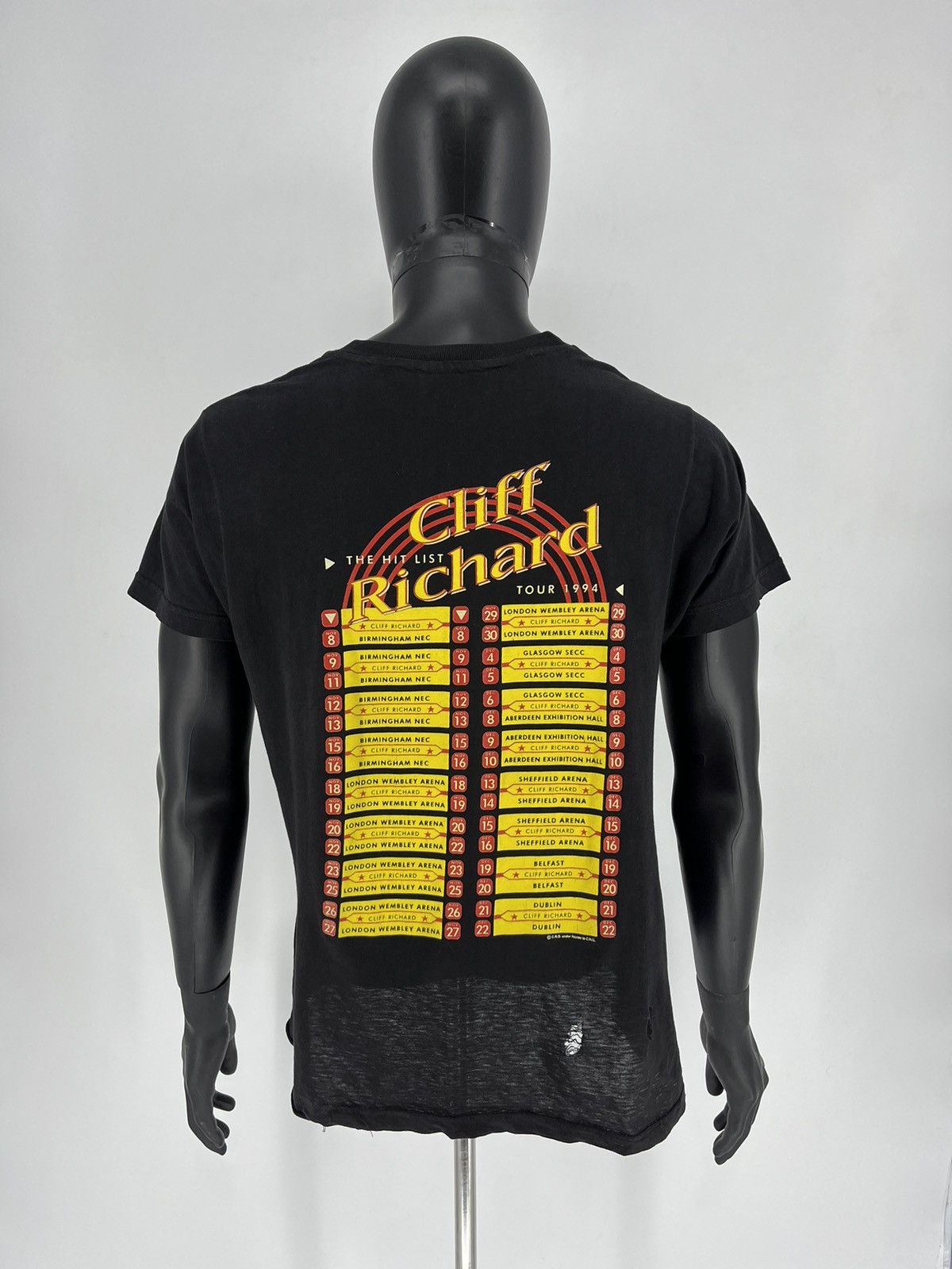 Band Tees Vintage Y2K 1994 CLIFF RICHARD Band Tour Rock Streetwear Size US M / EU 48-50 / 2 - 9 Thumbnail